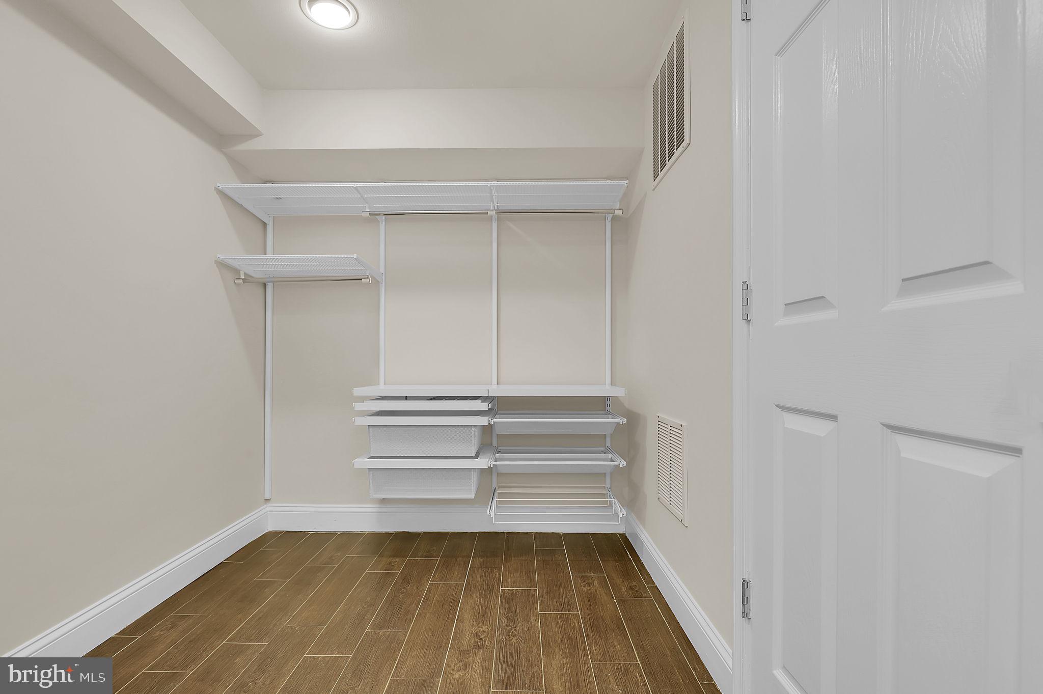 CARROLL KNOLLS - Residential