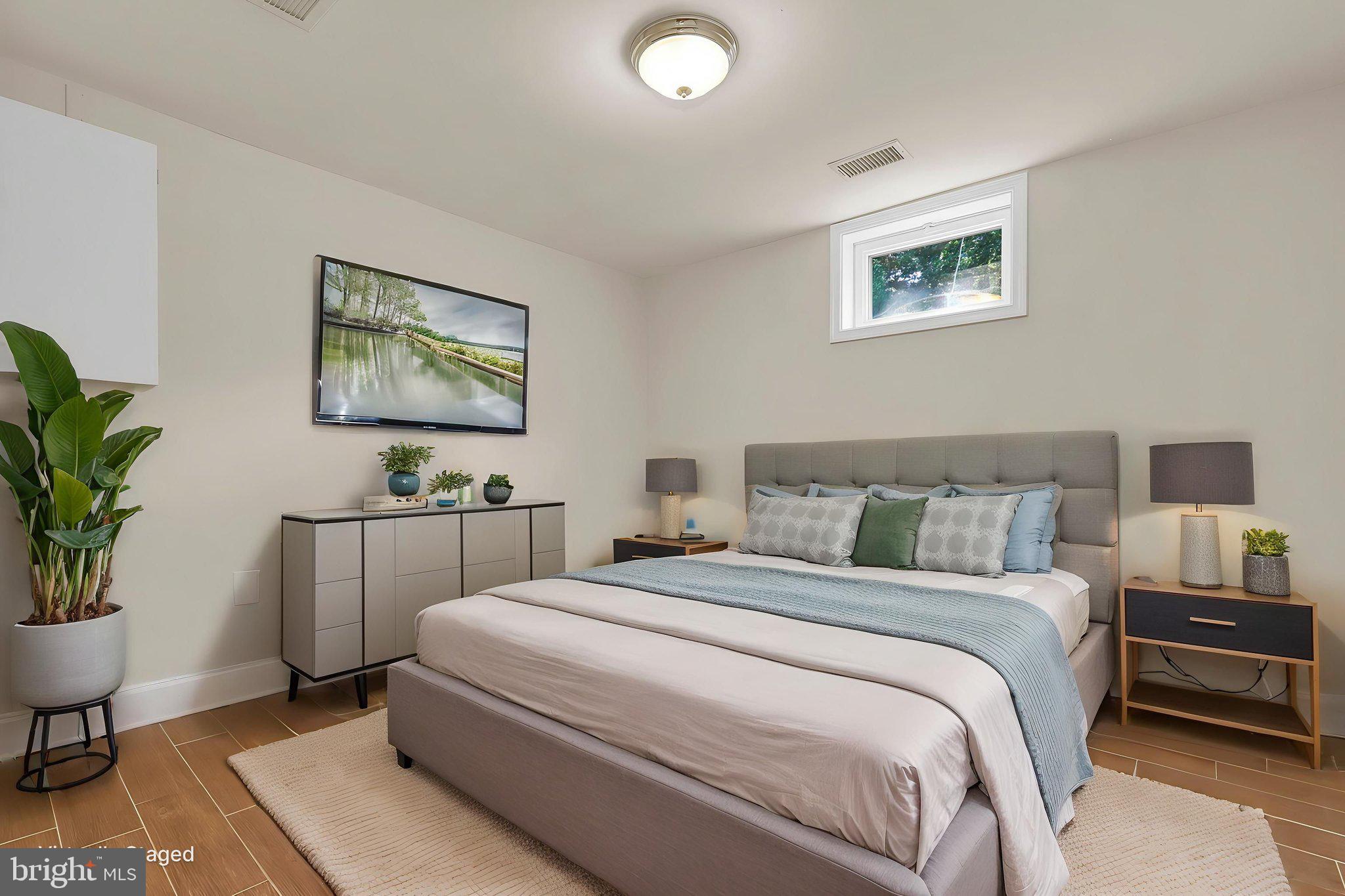 CARROLL KNOLLS - Residential