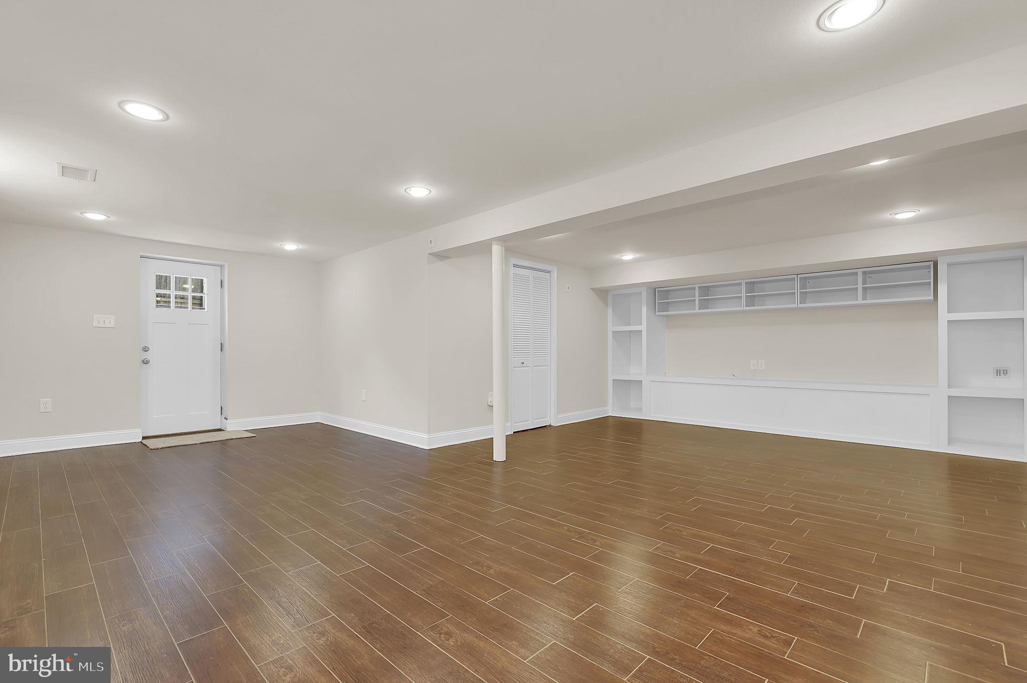 CARROLL KNOLLS - Residential