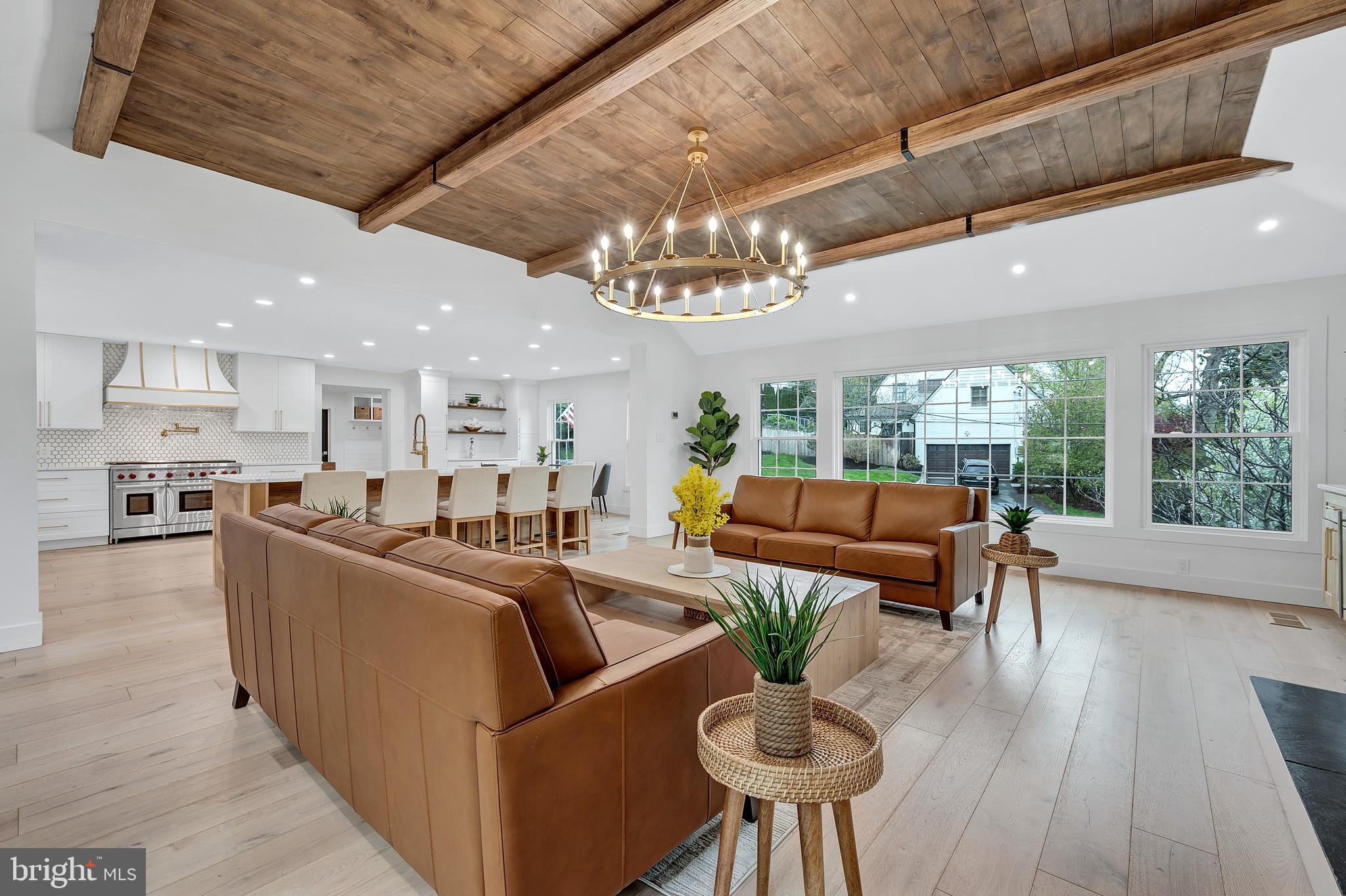 BRADLEY HILLS - Residential