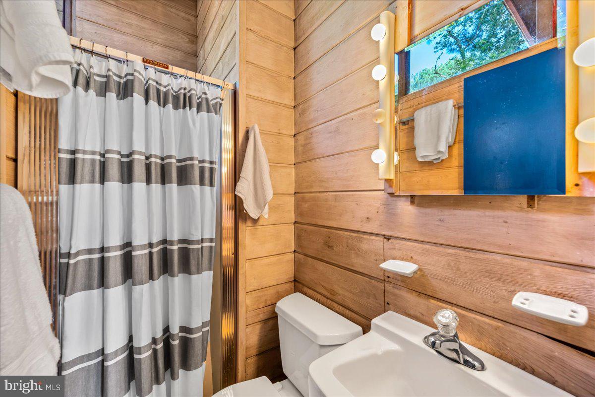 NORTH SHORES - Residential