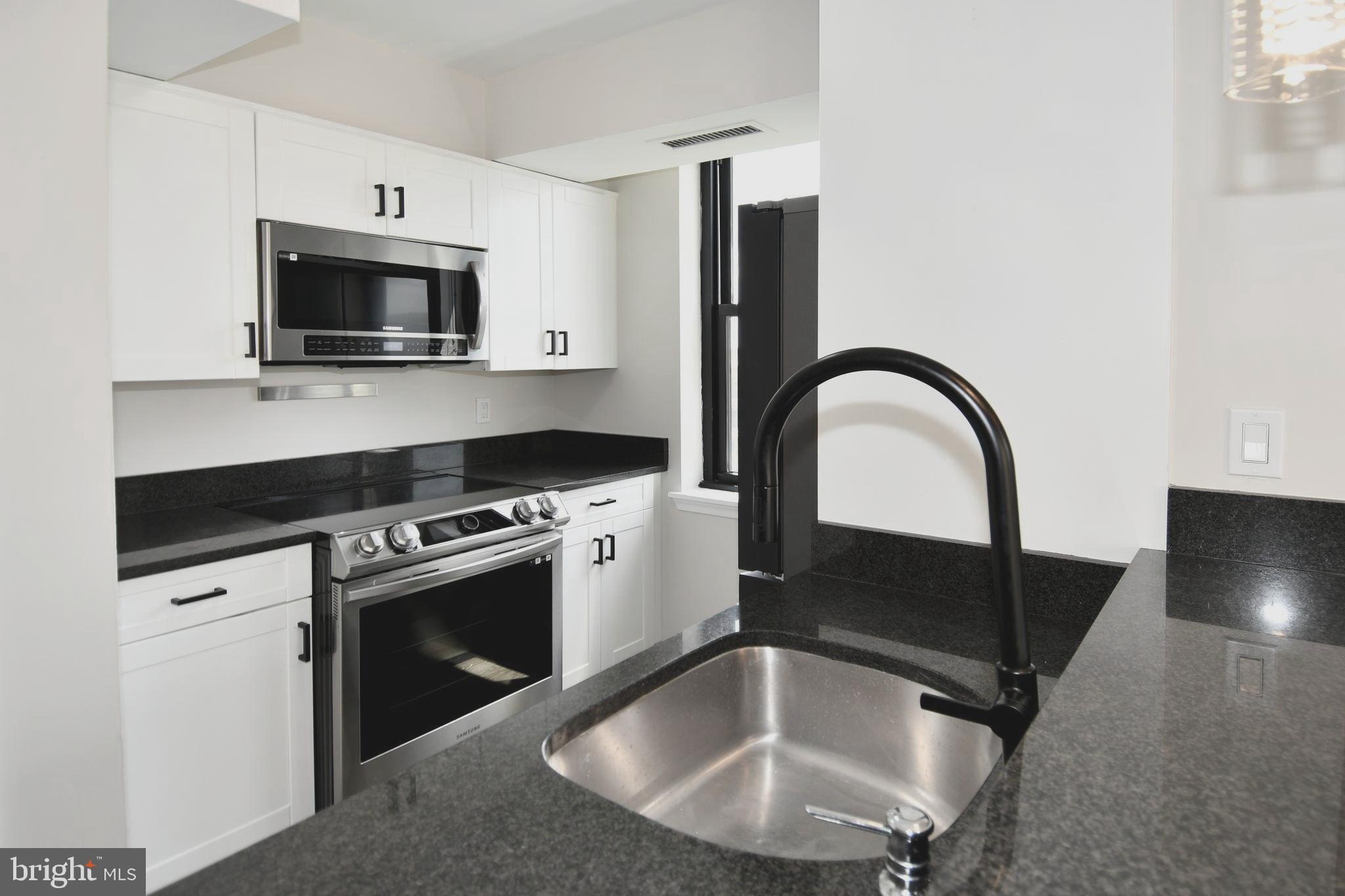 BRADDOCK PLACE - Residential