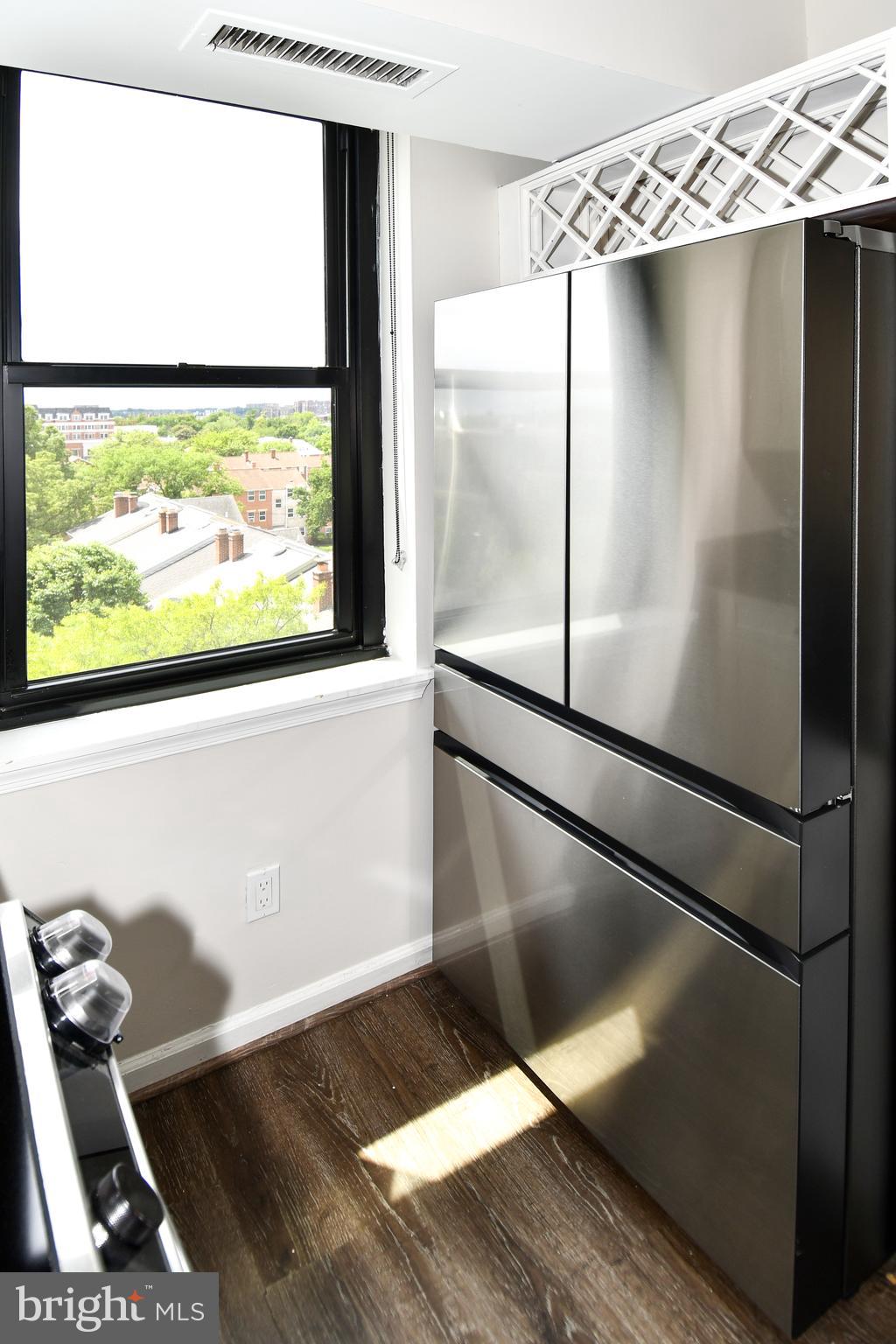 BRADDOCK PLACE - Residential