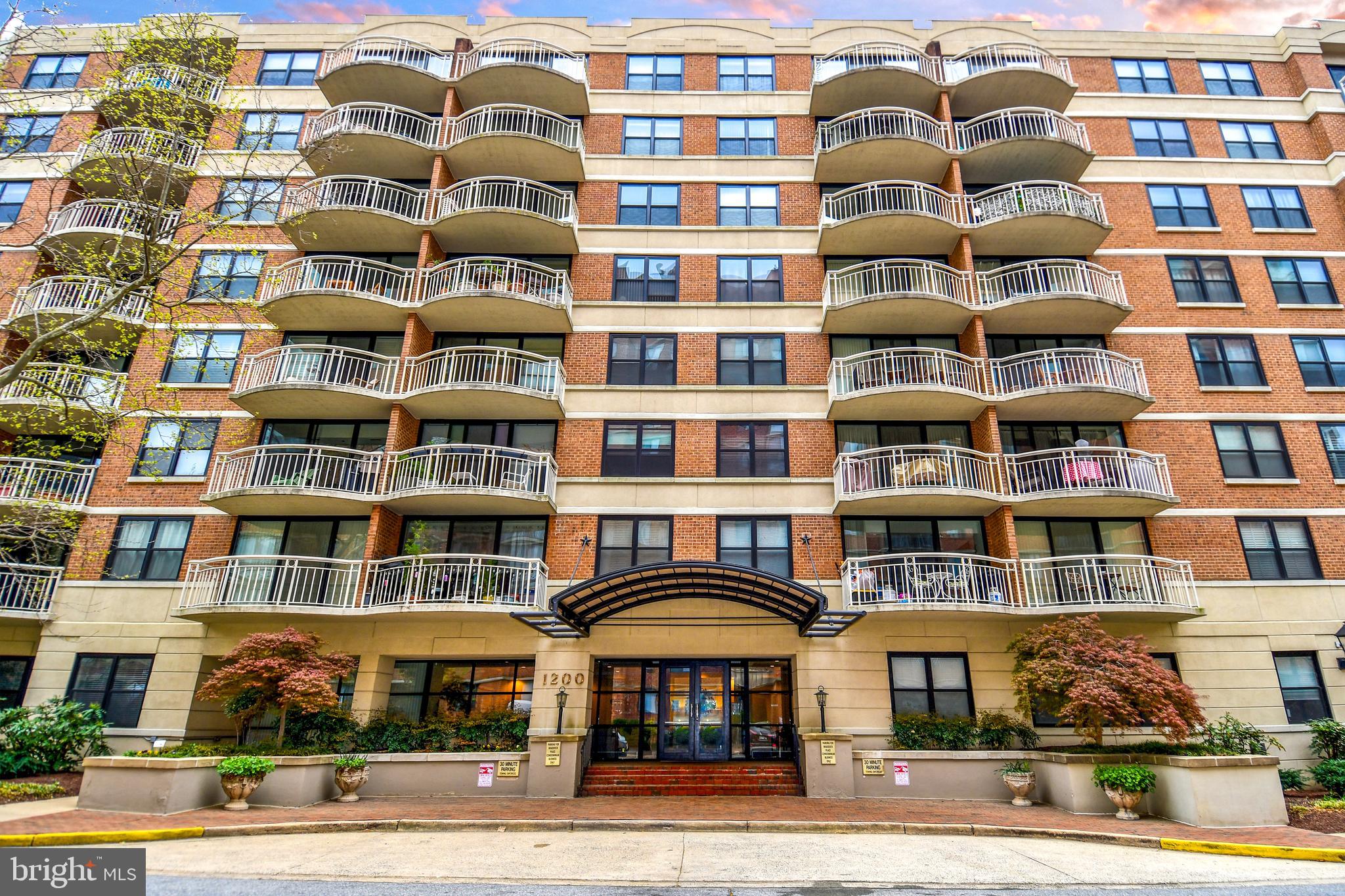 BRADDOCK PLACE - Residential