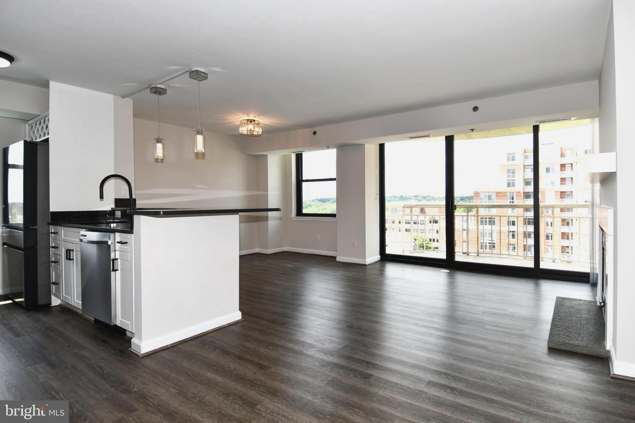 BRADDOCK PLACE - Residential