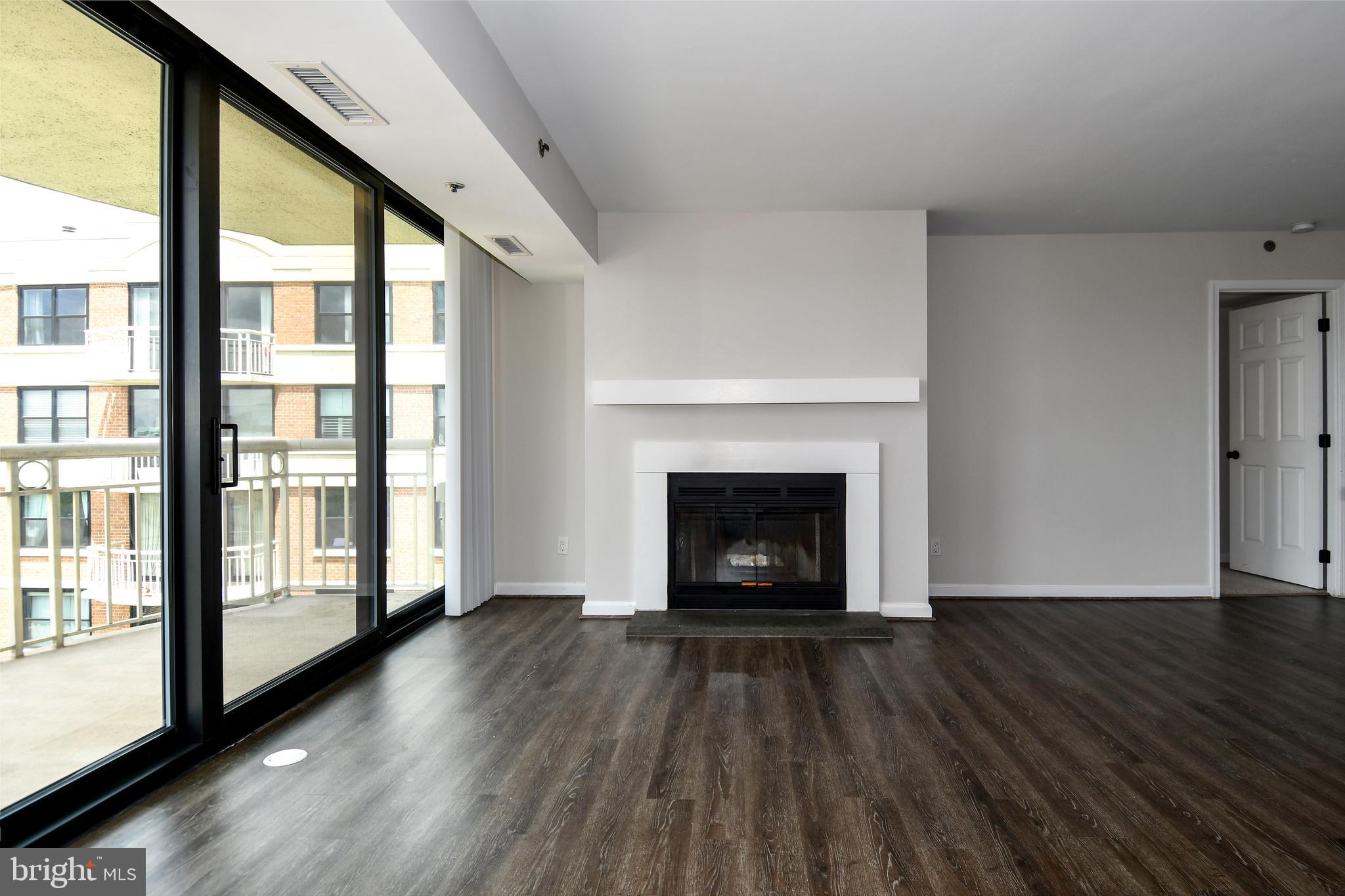BRADDOCK PLACE - Residential