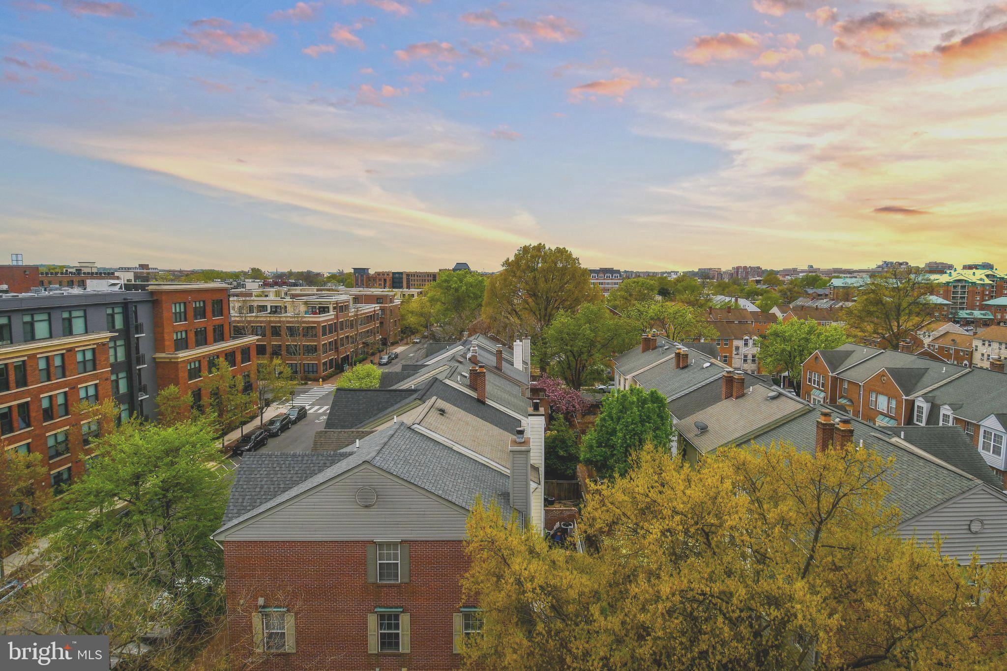 BRADDOCK PLACE - Residential