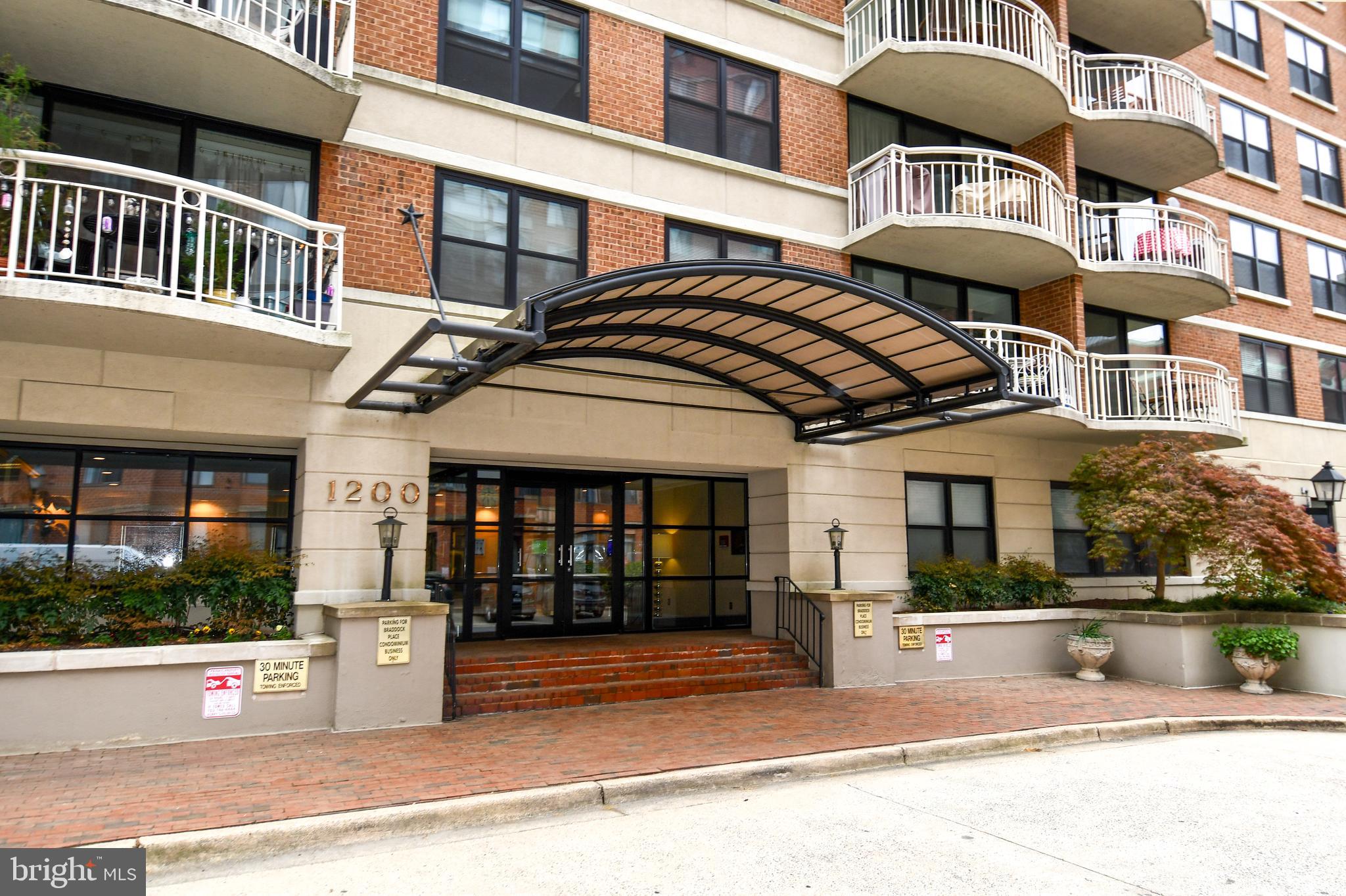 BRADDOCK PLACE - Residential