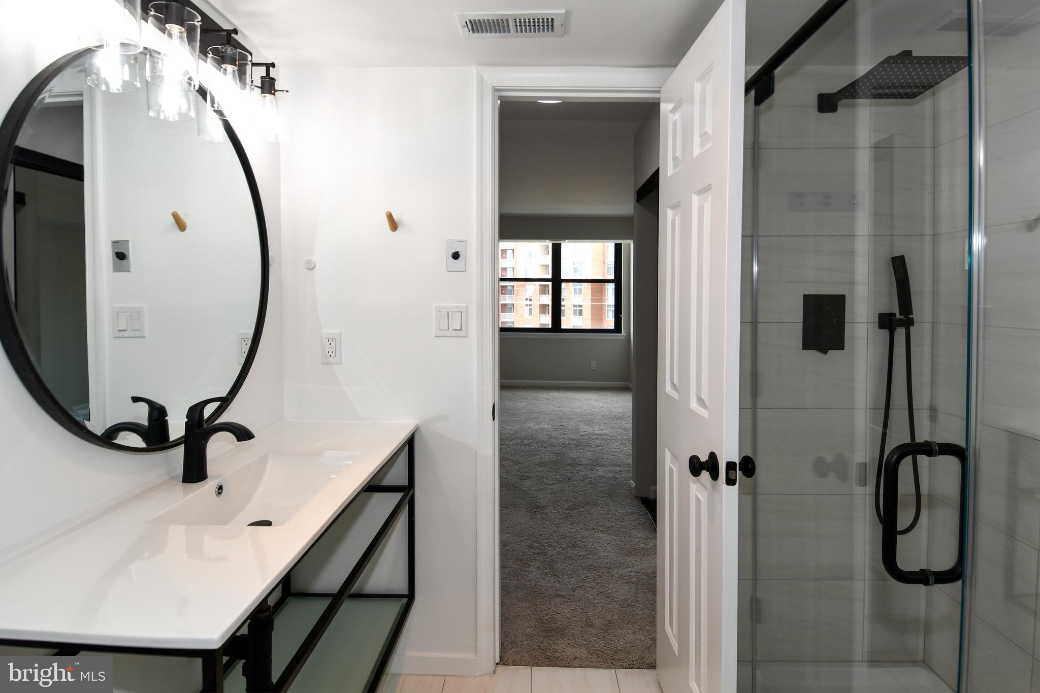 BRADDOCK PLACE - Residential