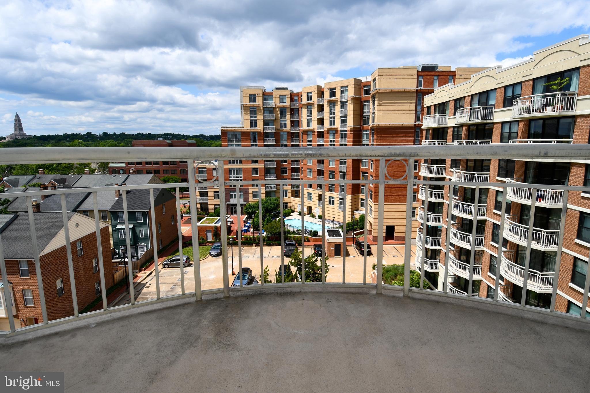 BRADDOCK PLACE - Residential