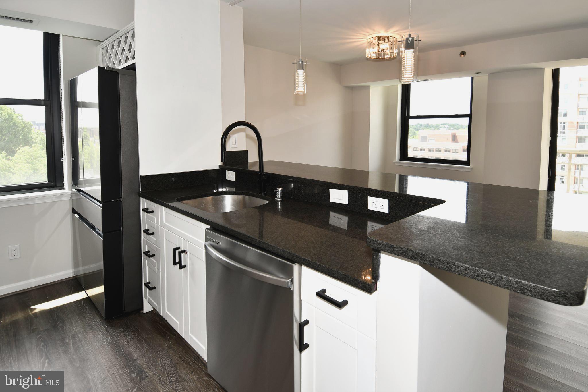BRADDOCK PLACE - Residential