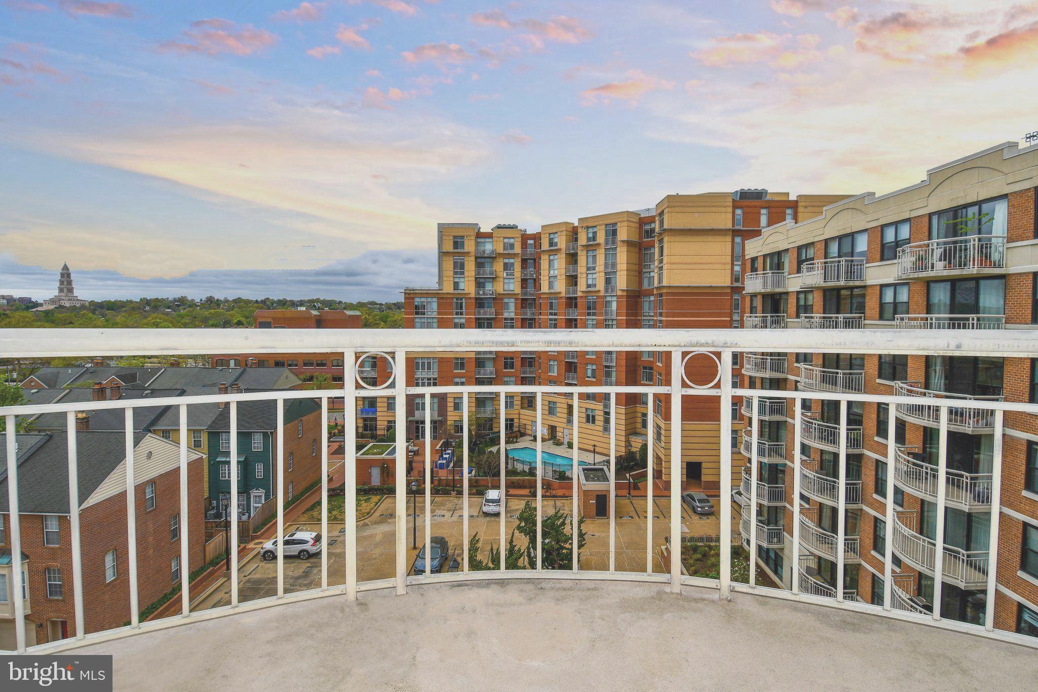 BRADDOCK PLACE - Residential
