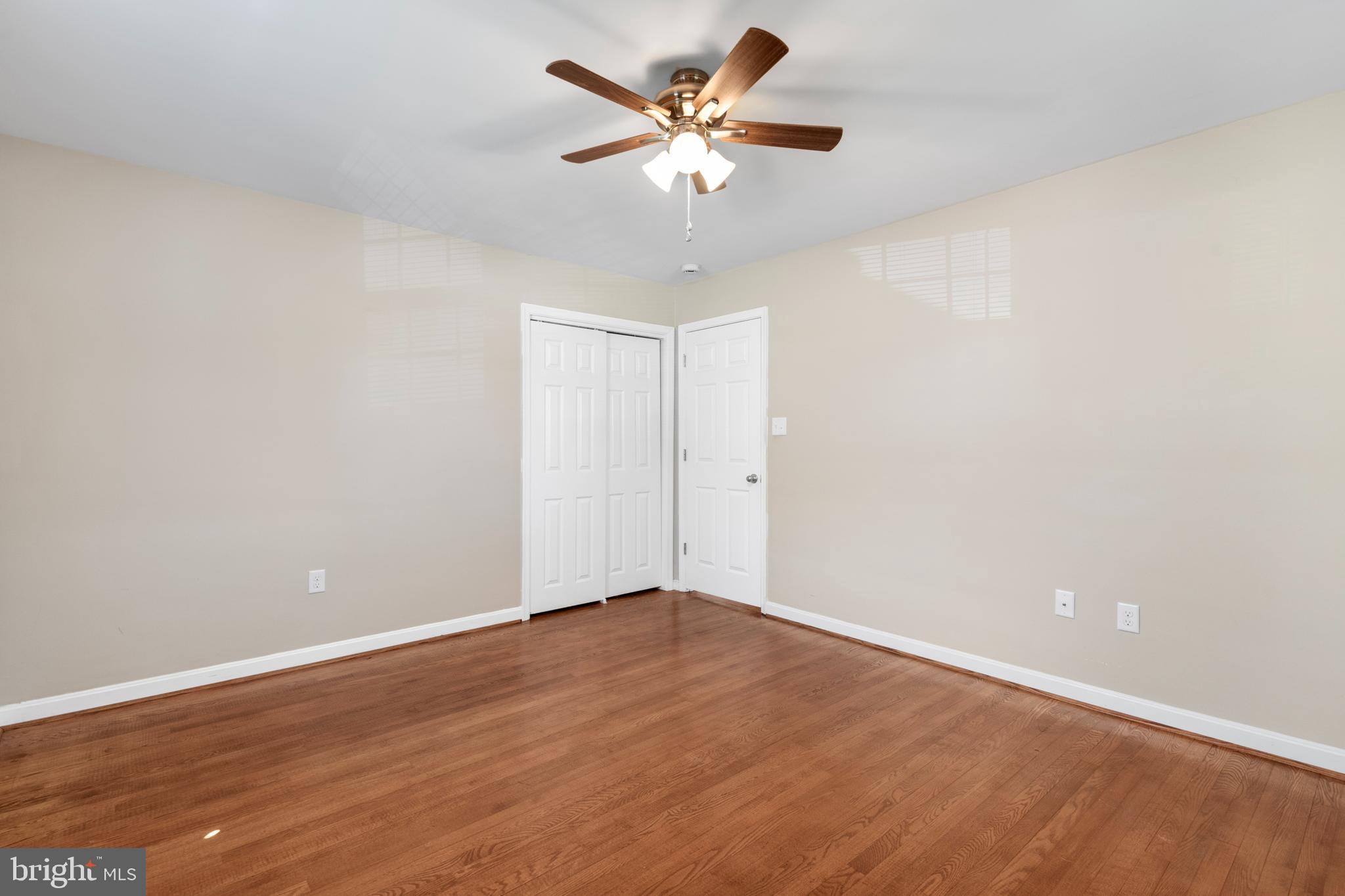 COLONIAL PARK - Residential