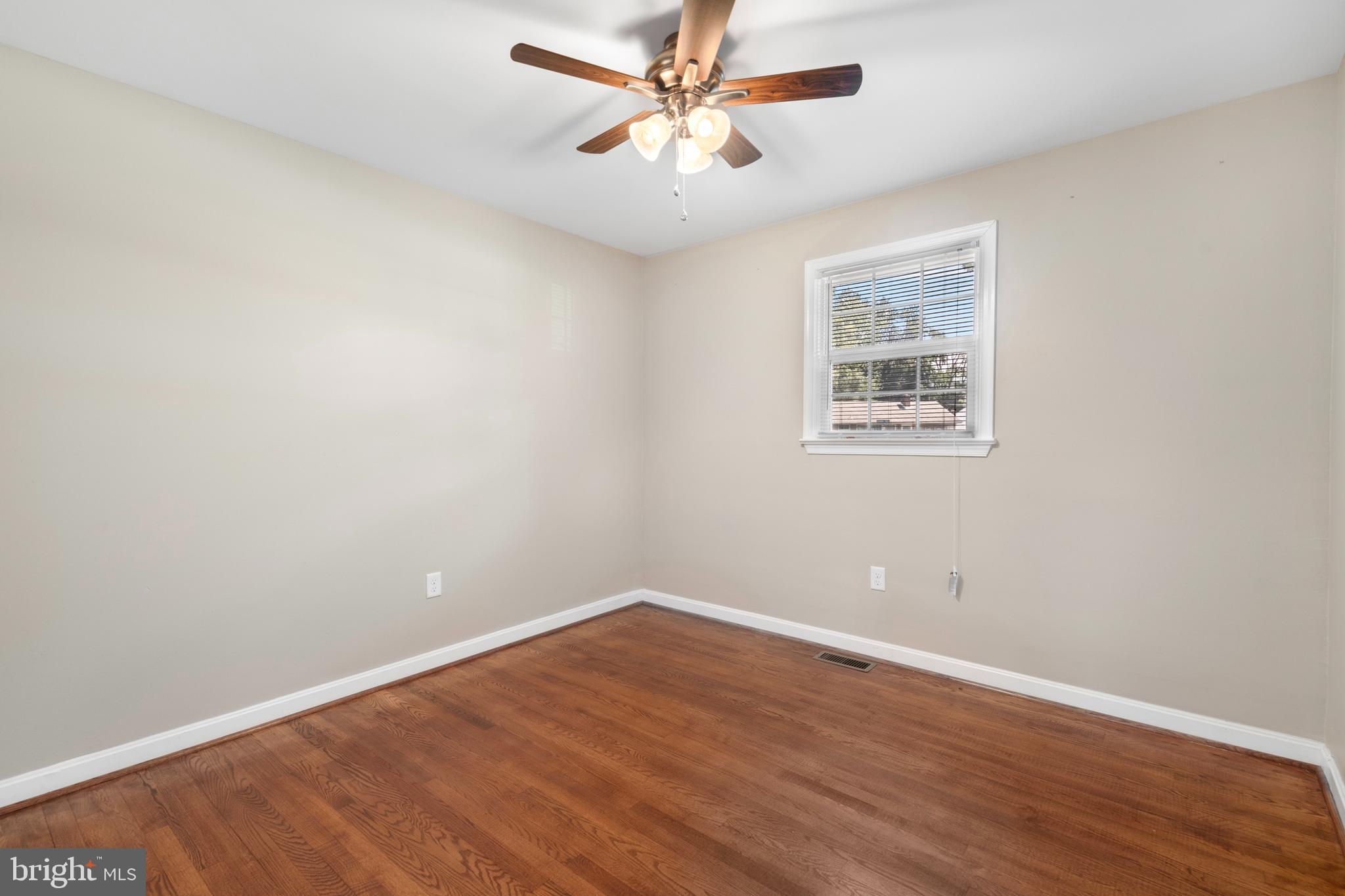 COLONIAL PARK - Residential