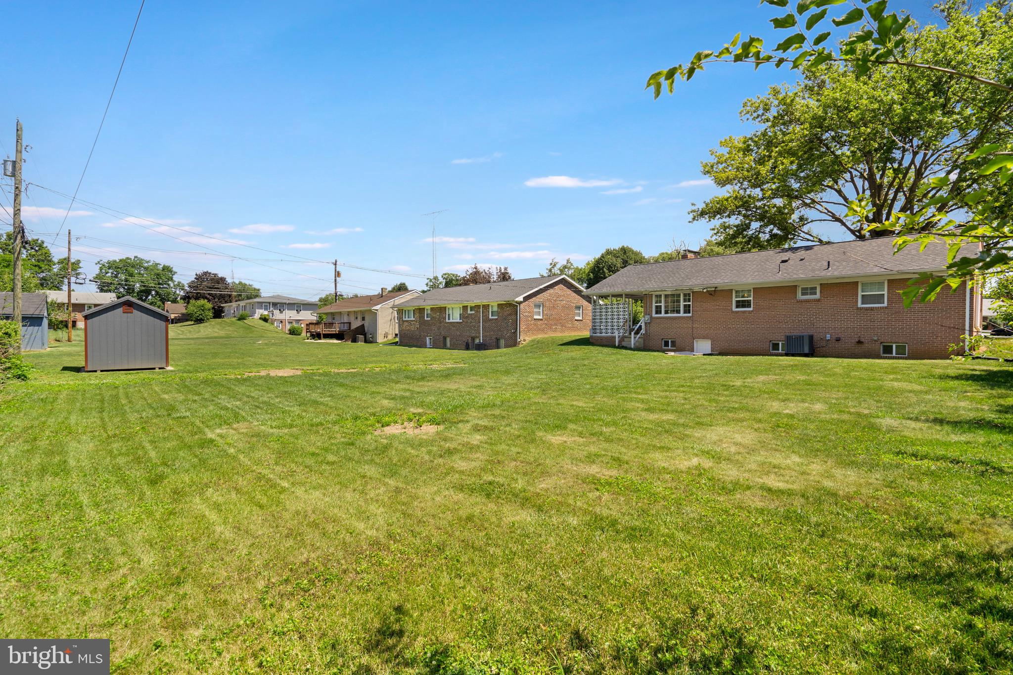 COLONIAL PARK - Residential