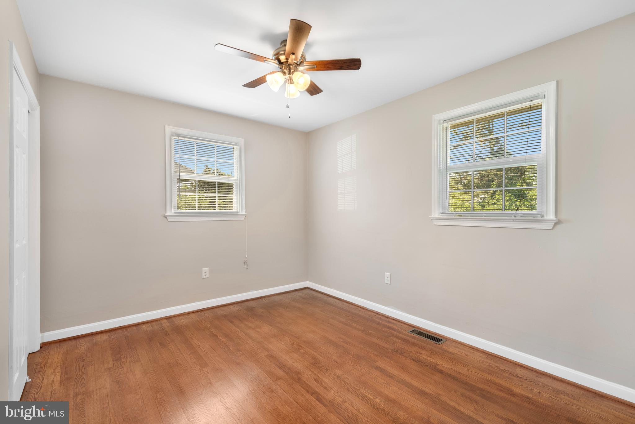 COLONIAL PARK - Residential