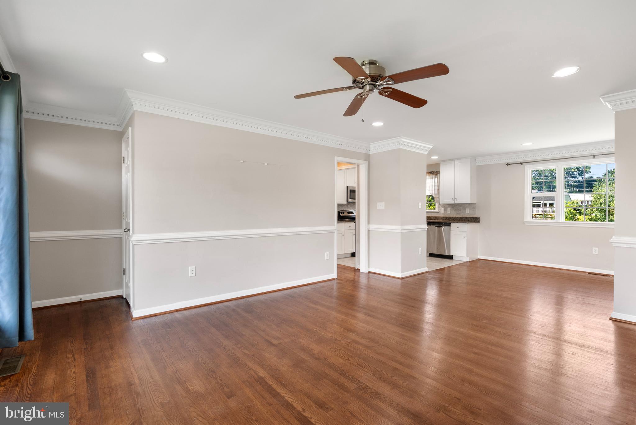 COLONIAL PARK - Residential