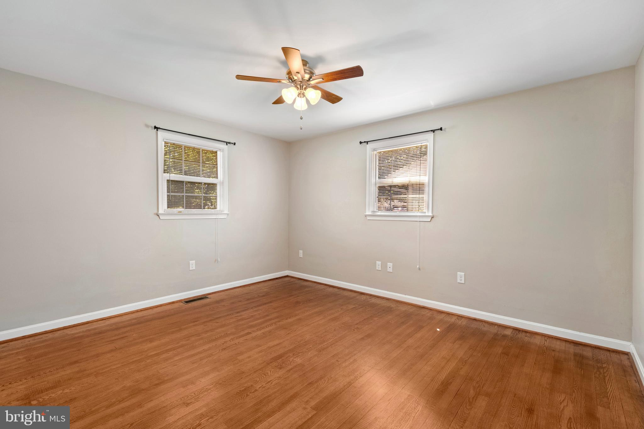 COLONIAL PARK - Residential