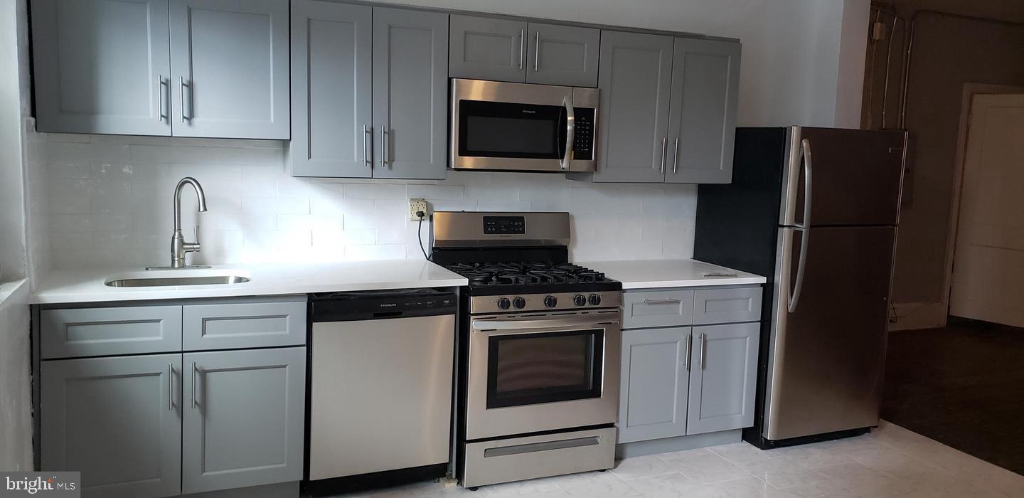 CENTER CITY - Residential Lease