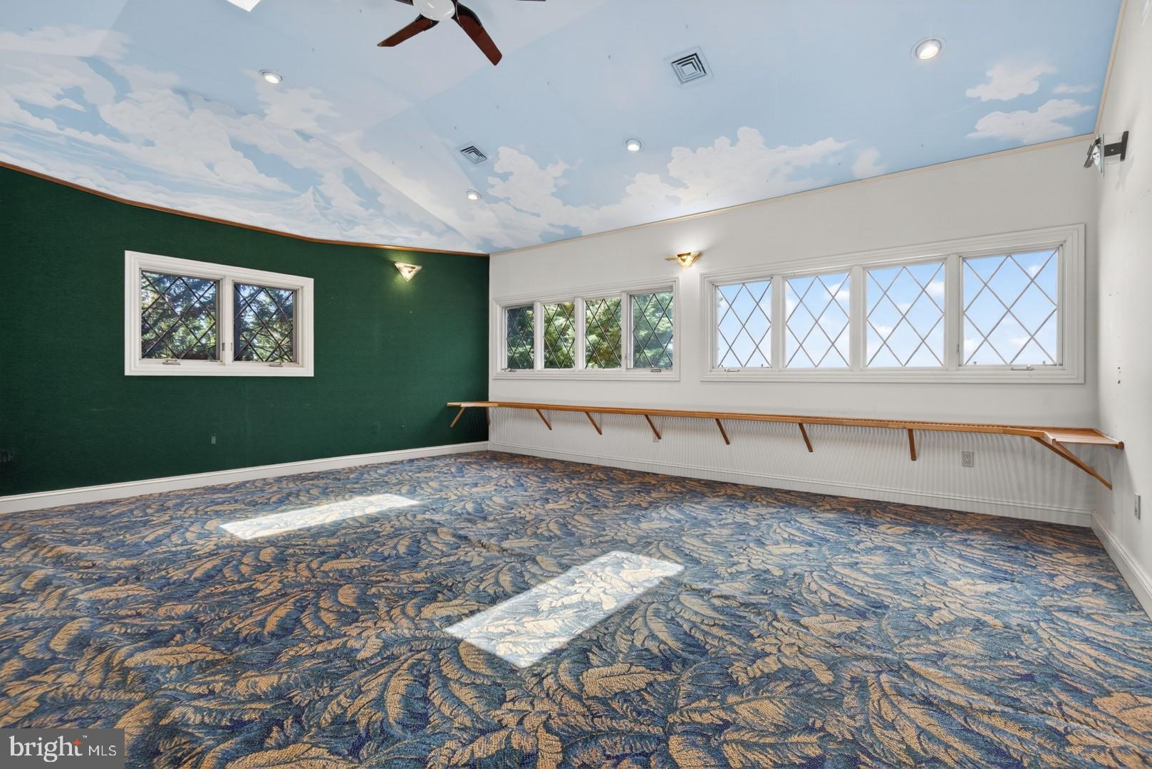 PENNSBORO MANOR - Residential