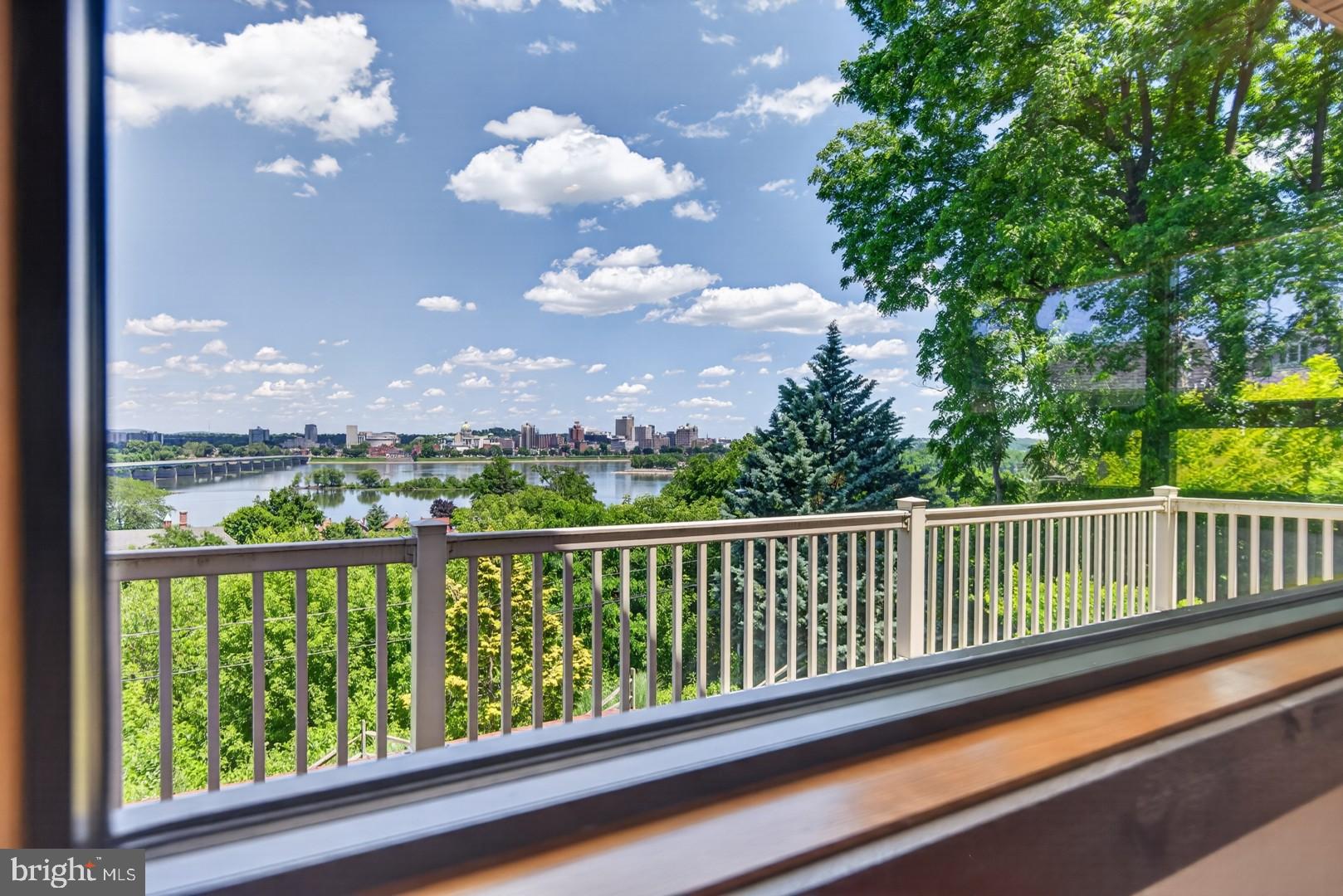 PENNSBORO MANOR - Residential