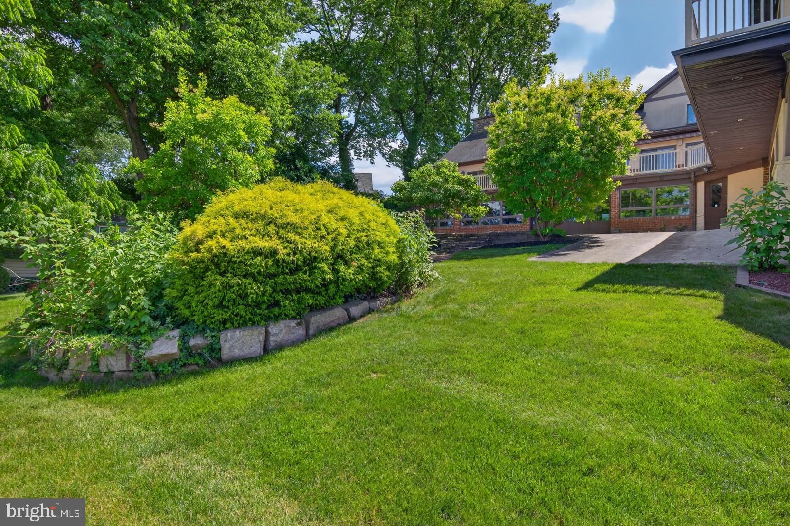 PENNSBORO MANOR - Residential