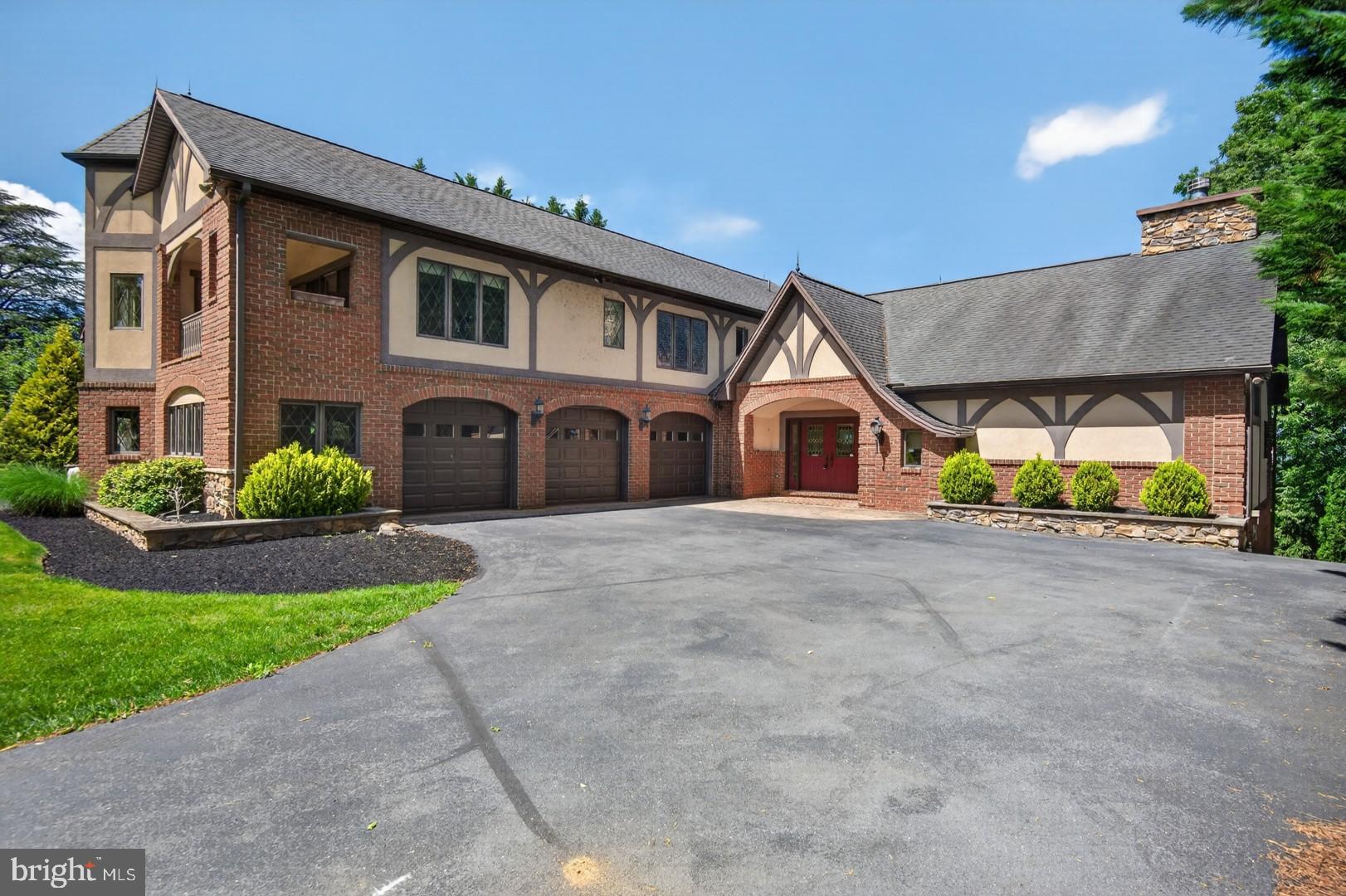 PENNSBORO MANOR - Residential