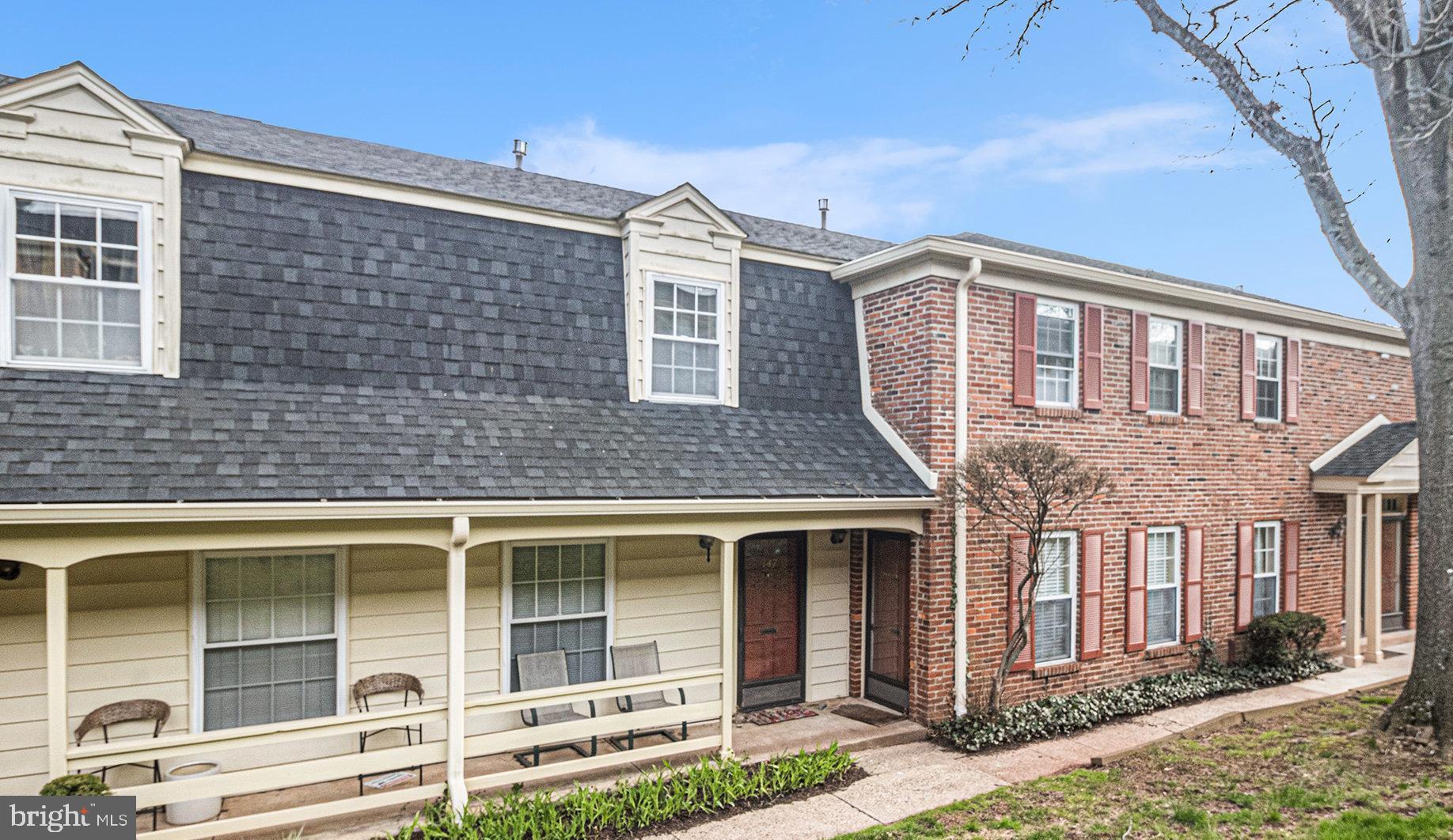 CHATHAM VIL OF TOW - Residential