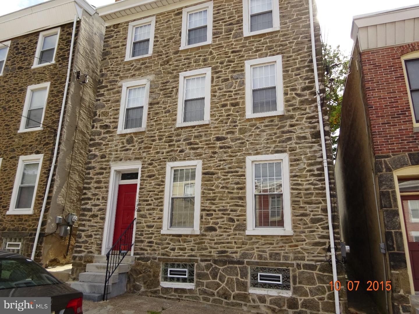 Great Manayunk  Location, Walking Distance to Norristown to Center City Septa Train. Walking Distance To Main St.Interior Of Tri-Plex Is In Excellent Condition And Well Maintained. Each Unit Has 2 Bedrooms and 1 Bath