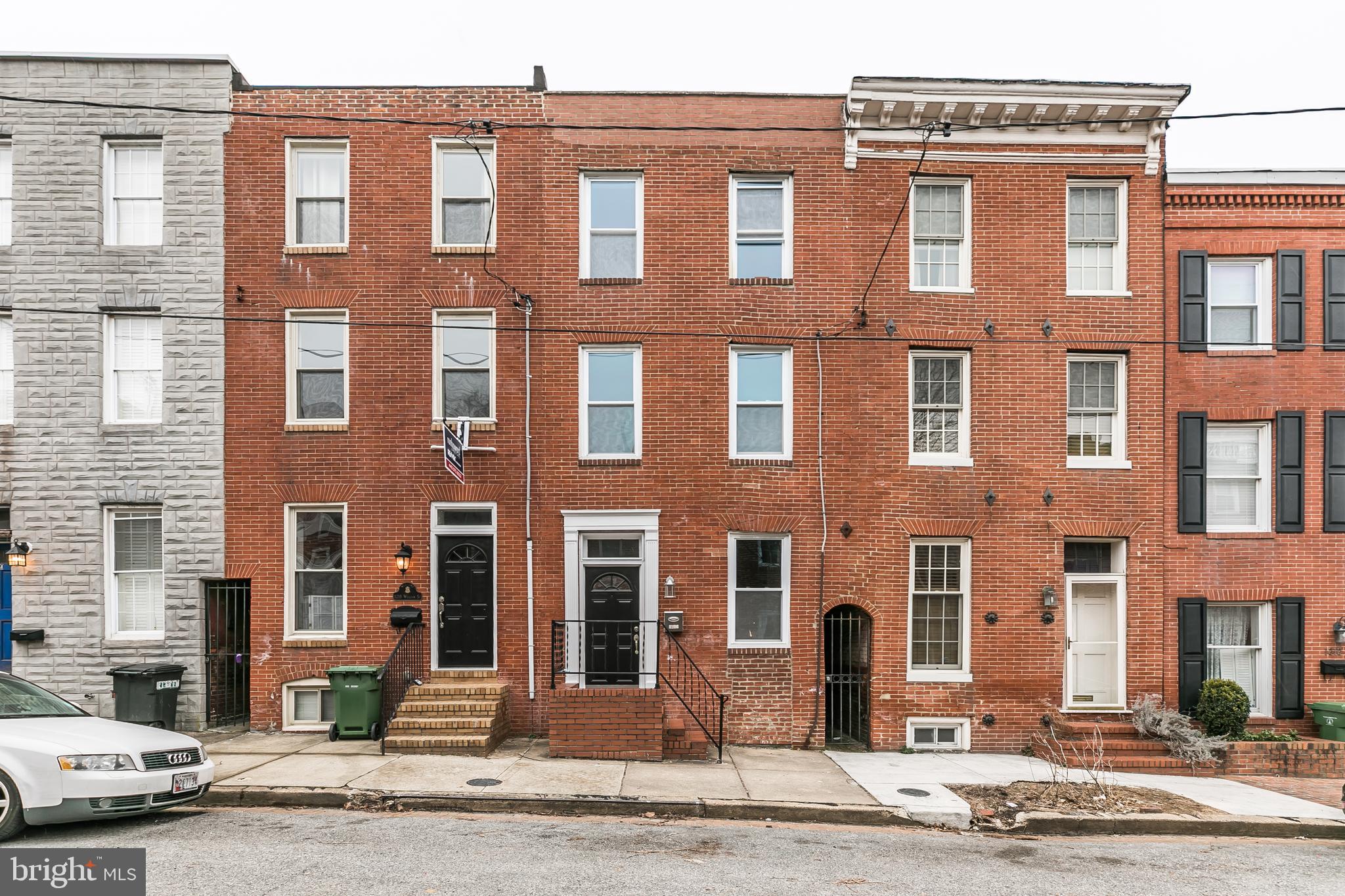 TRUE 3BR, 3Bath Fed Hill home! Generous room sizes and neutral decor throughout. Decorative fp in LR. Spacious Kit w/ stainless applcs. A Full Bath on every floor! Independent Rooftop Deck access - take in sweeping City views and every fireworks display!