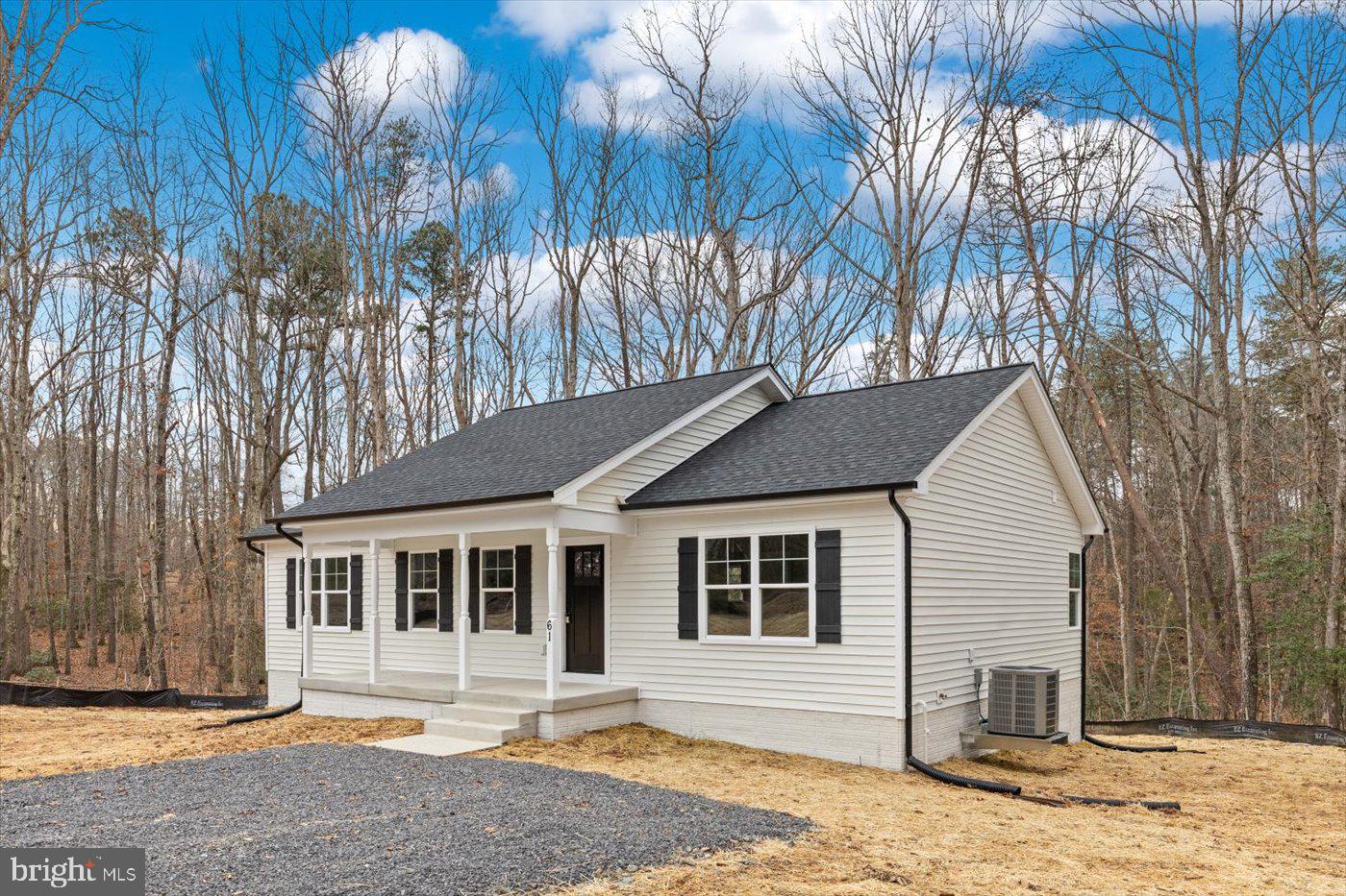 PINE HARBOUR - Residential