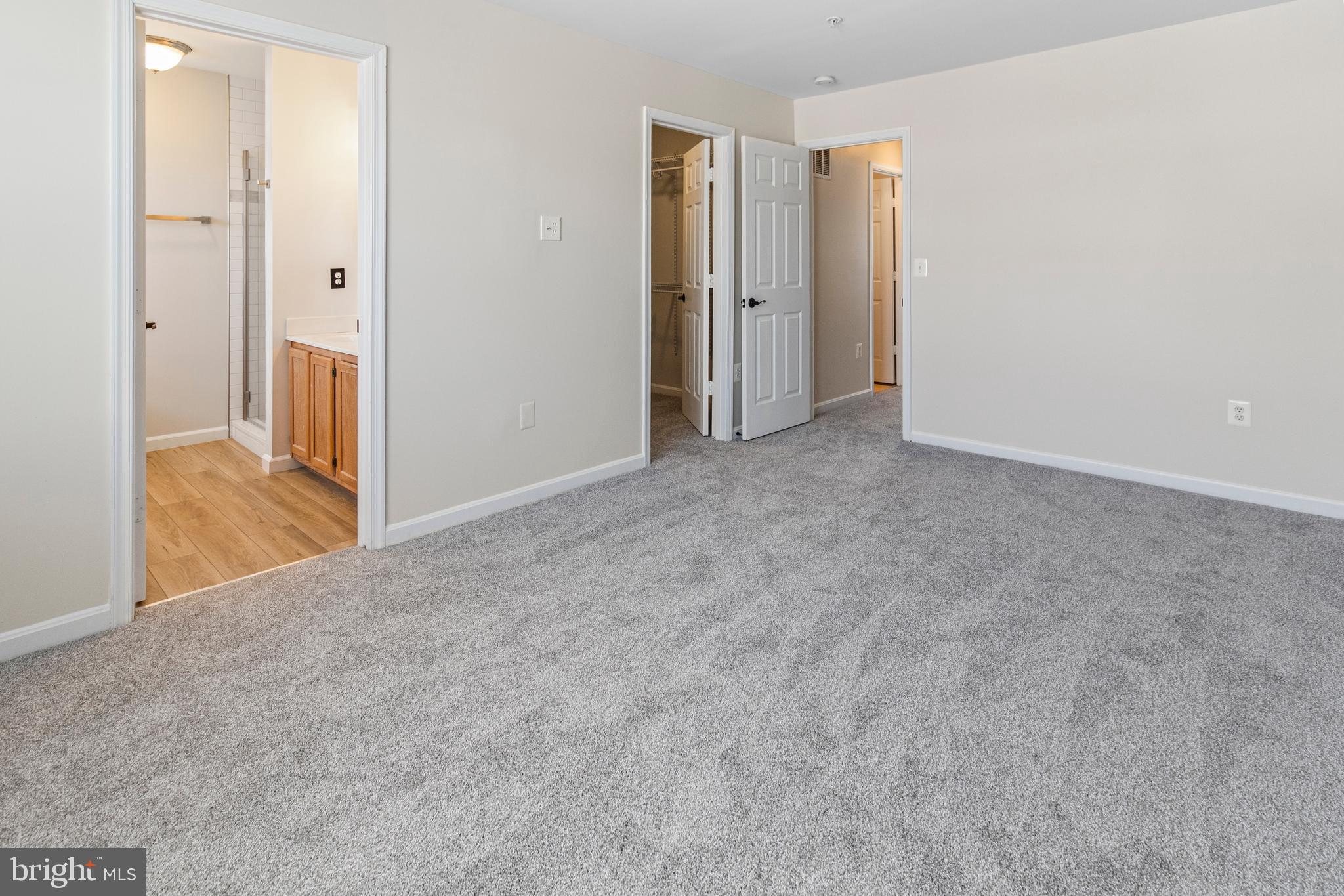 ASPEN WOODS - Residential