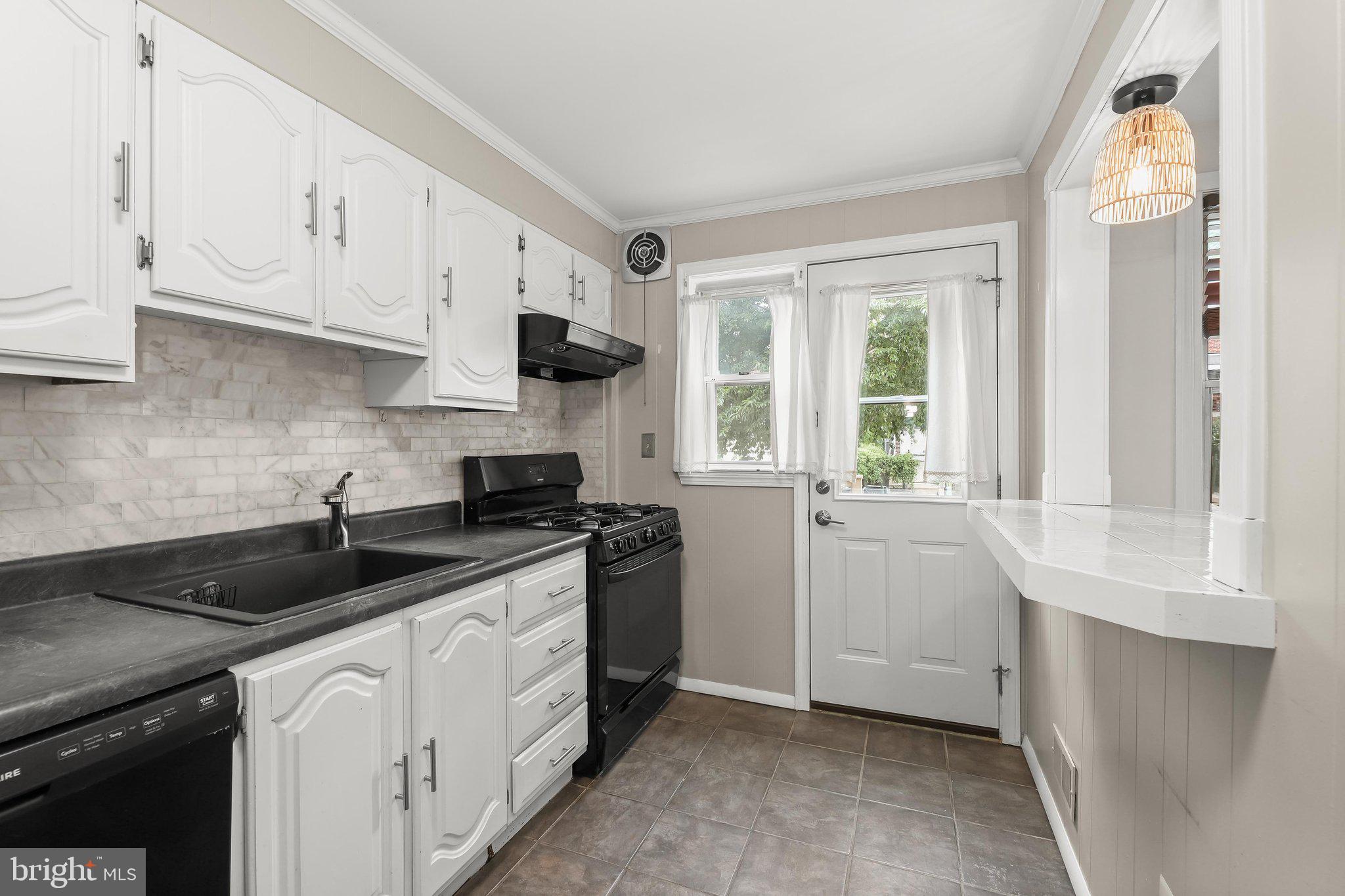 KNETTISHALL - Residential