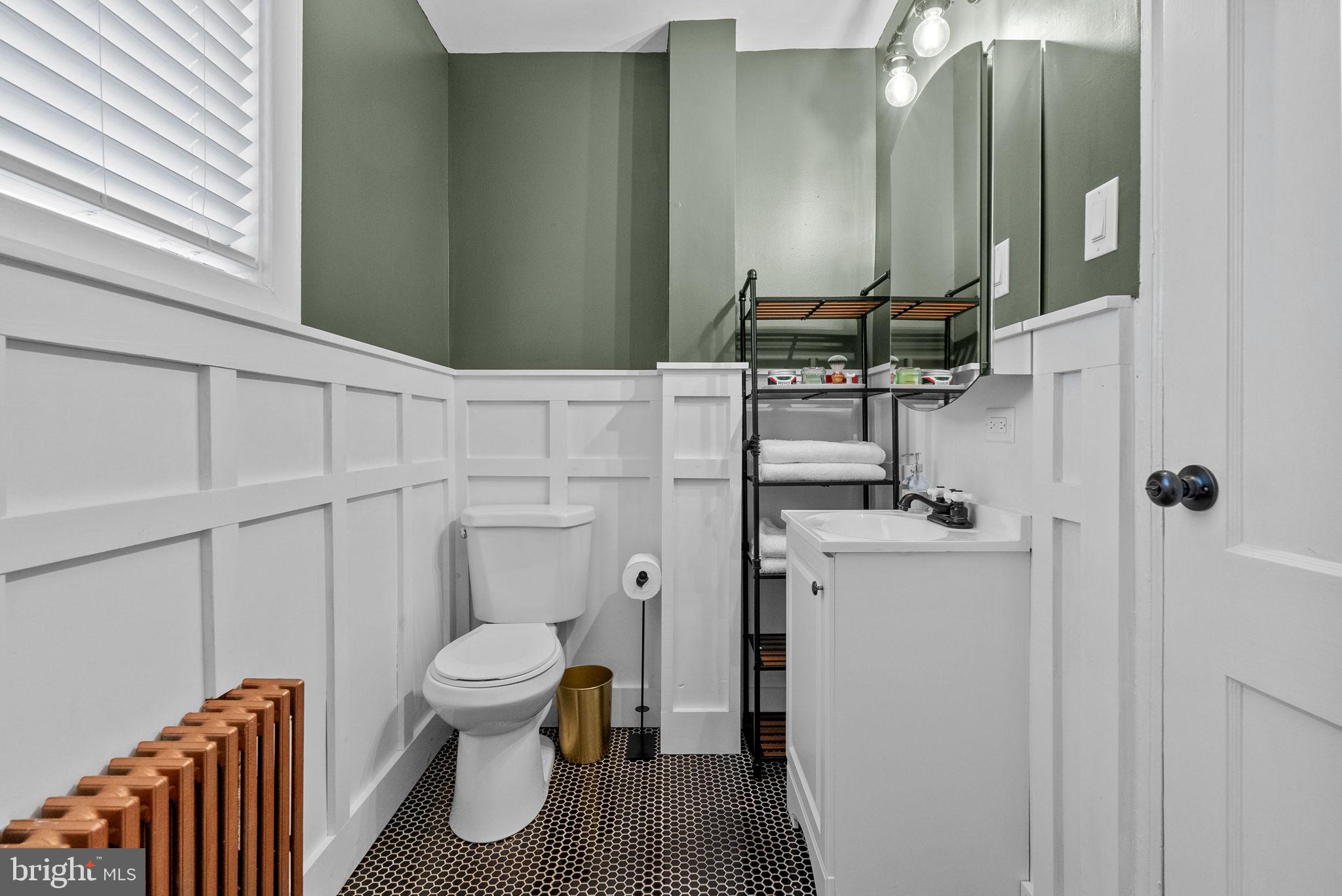 EAST FALLS - Residential