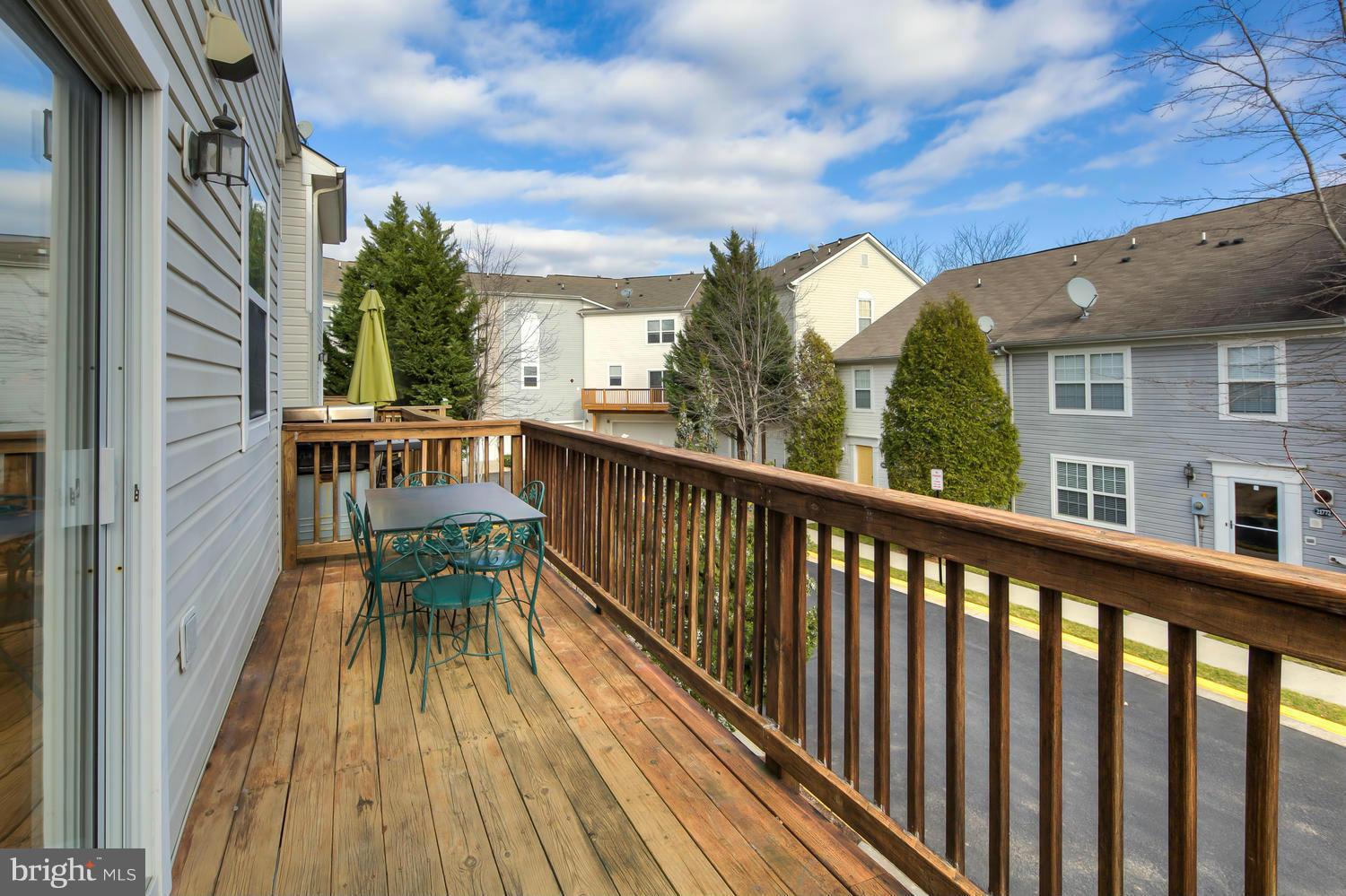 PARKSIDE AT ASHBURN - Residential