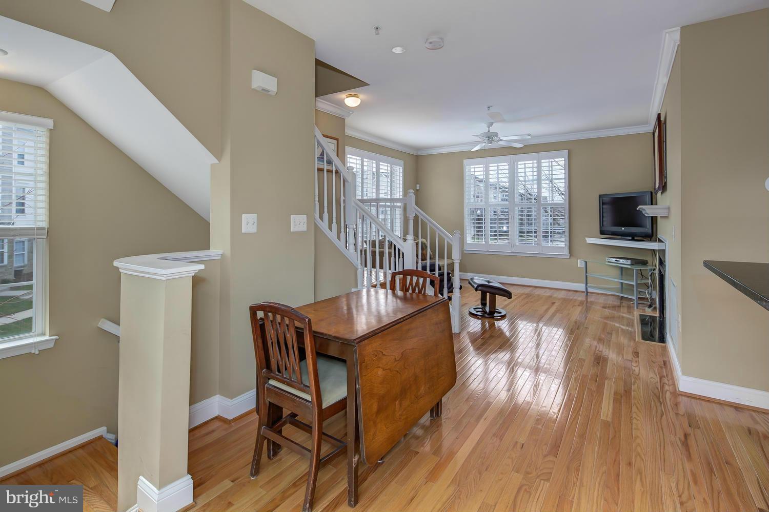 PARKSIDE AT ASHBURN - Residential