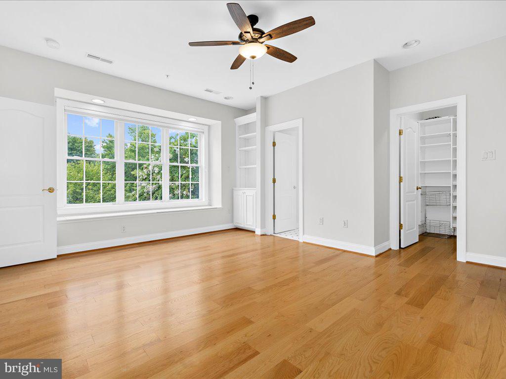 BRANTWOOD - Residential
