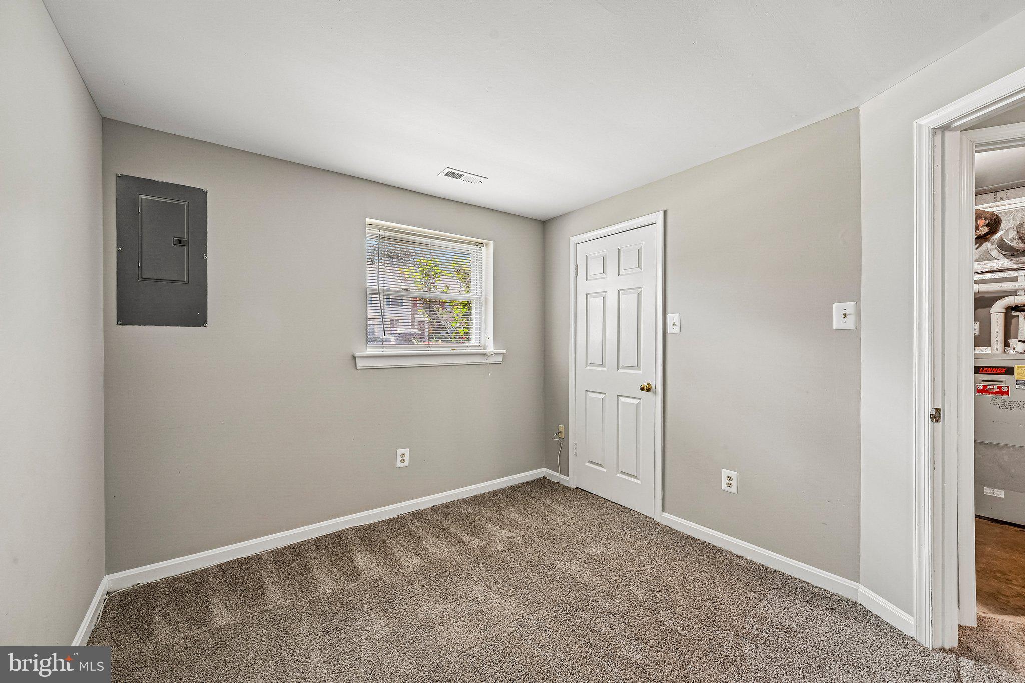 FOX CHASE - Residential