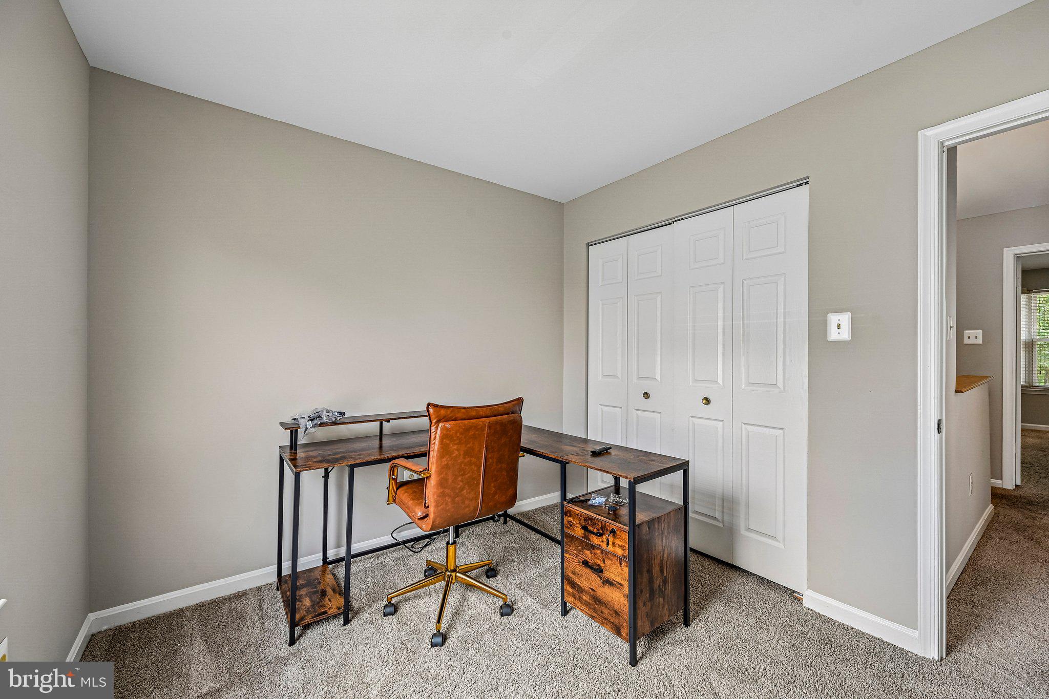 FOX CHASE - Residential