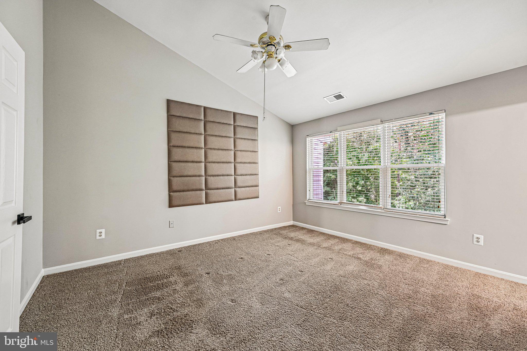 FOX CHASE - Residential