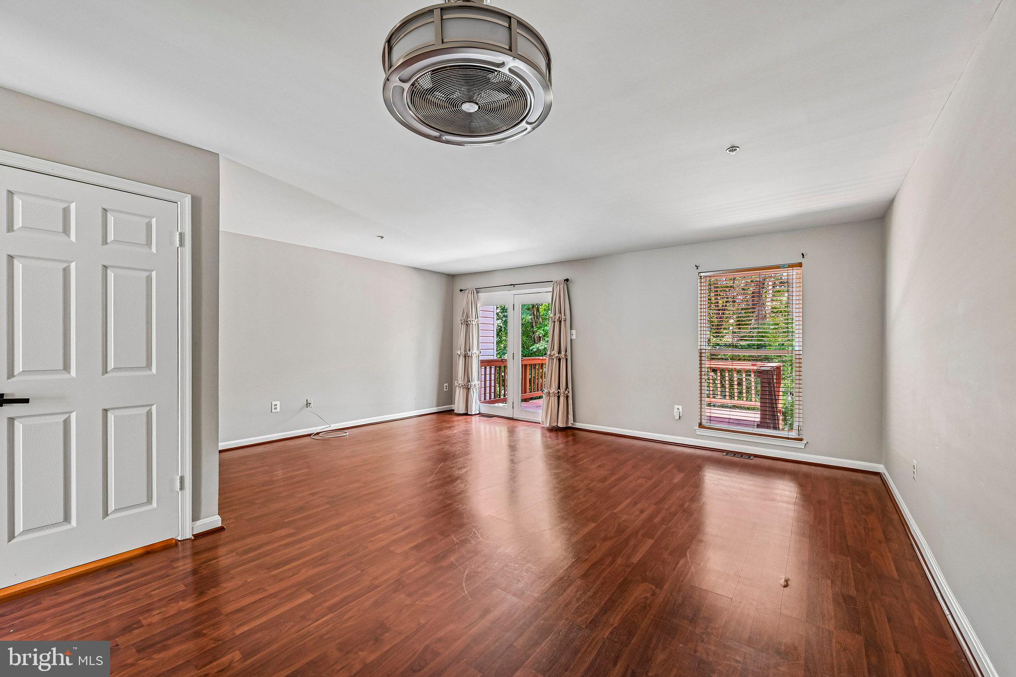 FOX CHASE - Residential