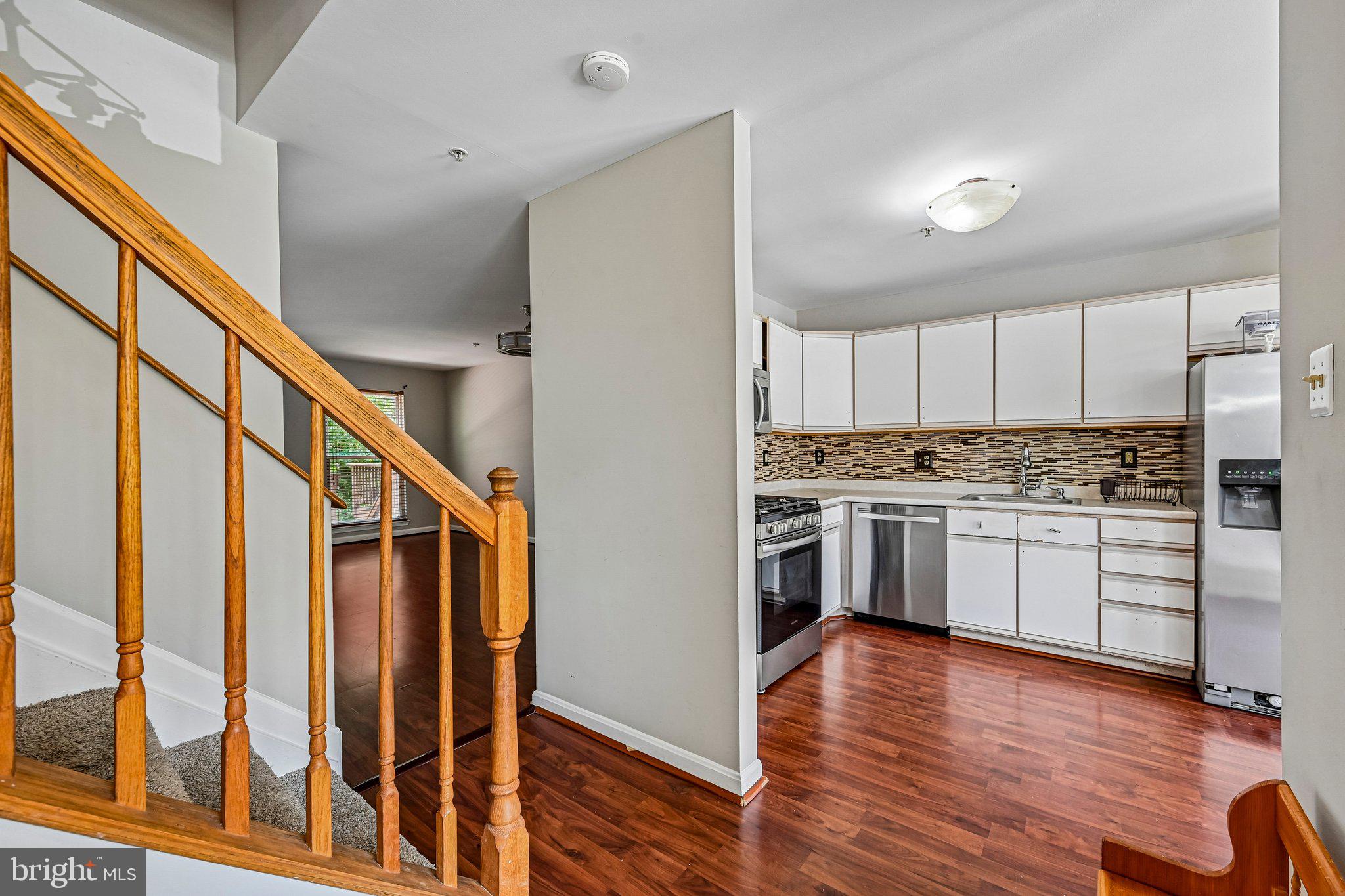 FOX CHASE - Residential