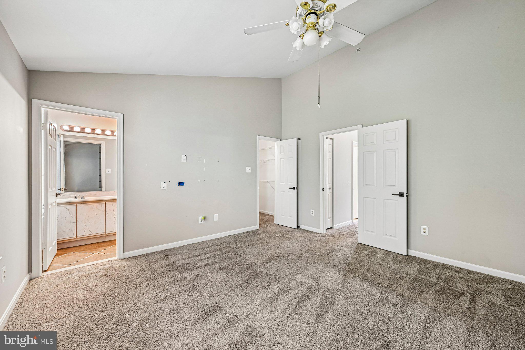 FOX CHASE - Residential