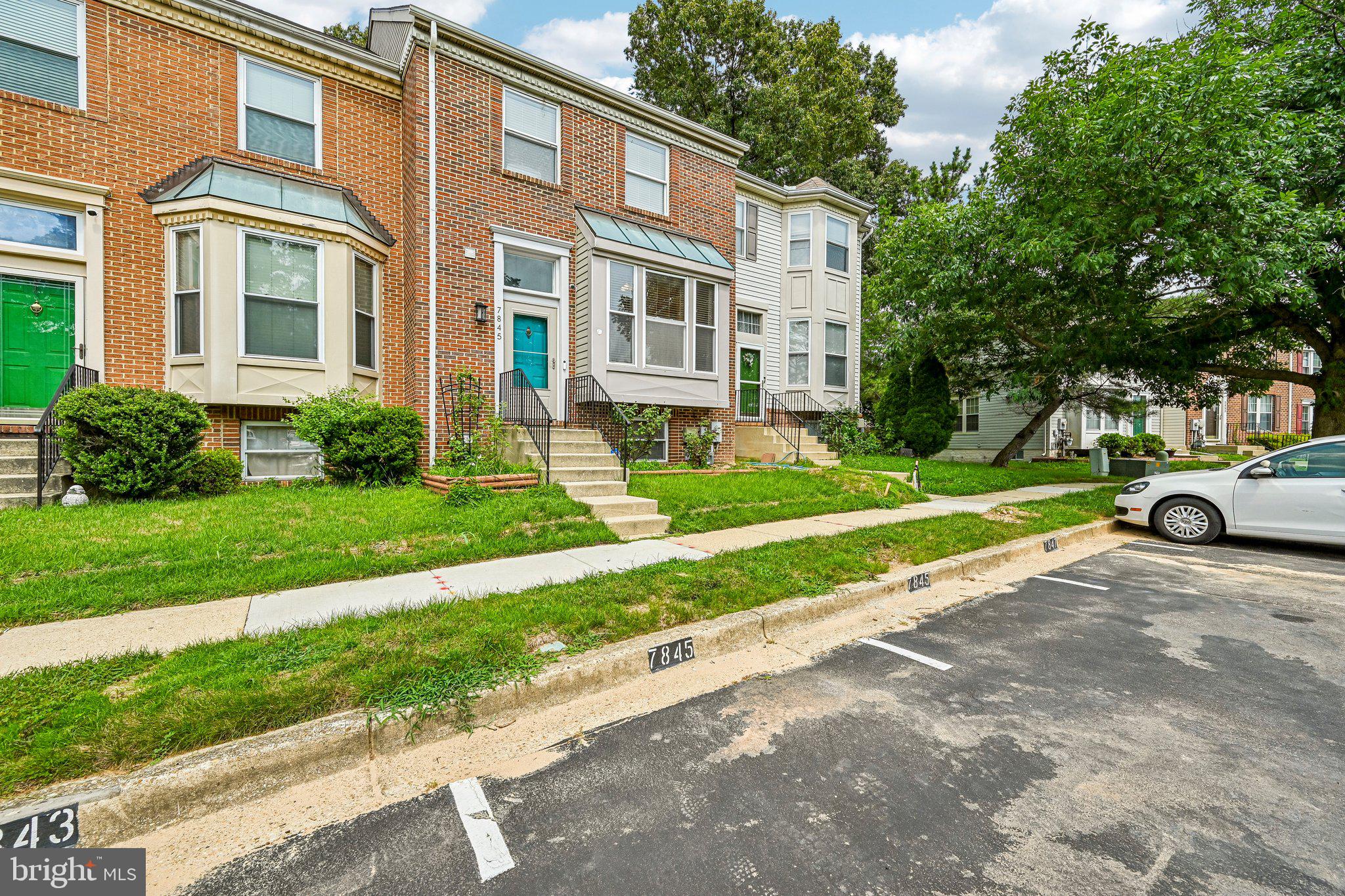 FOX CHASE - Residential