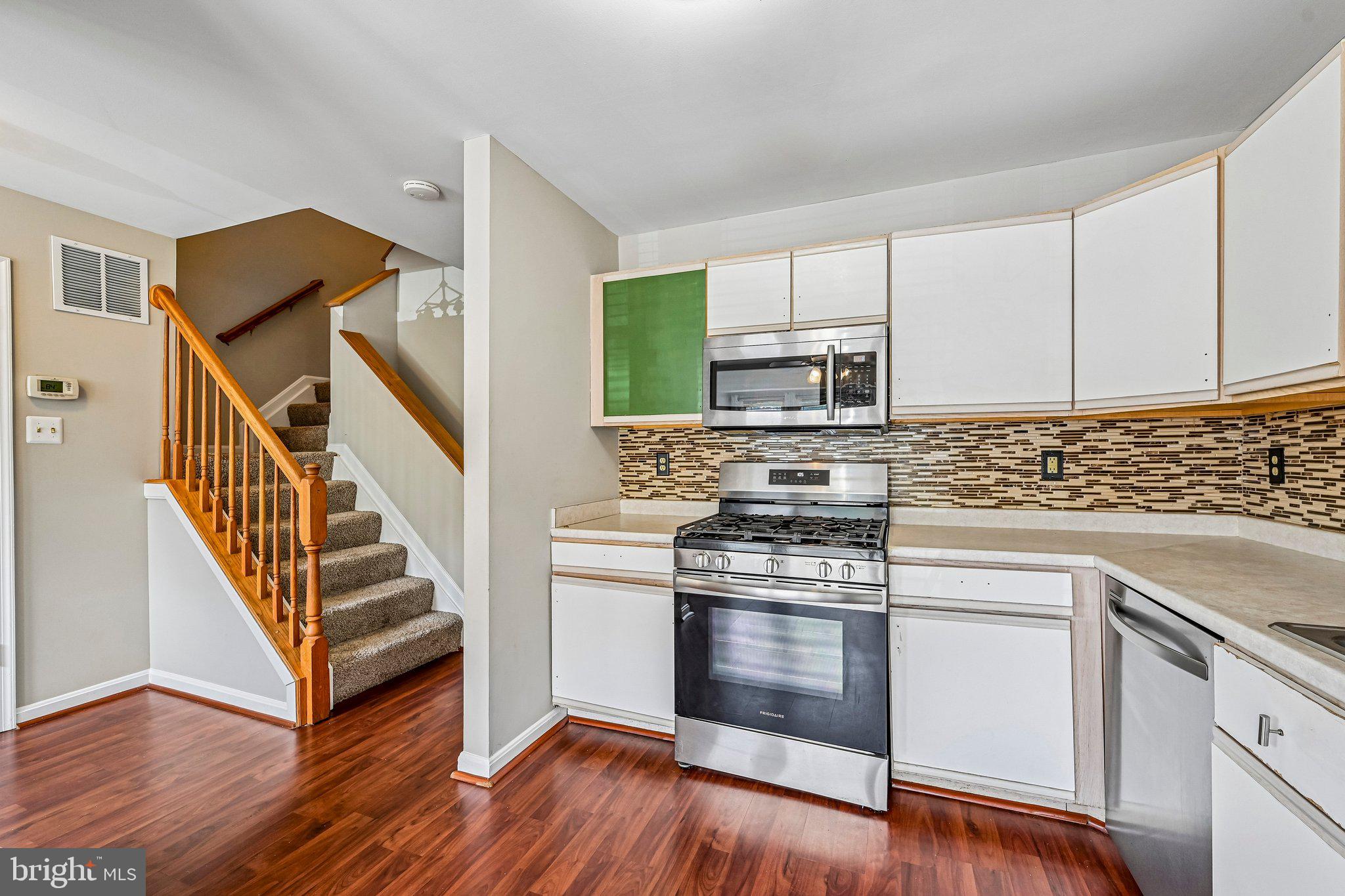 FOX CHASE - Residential