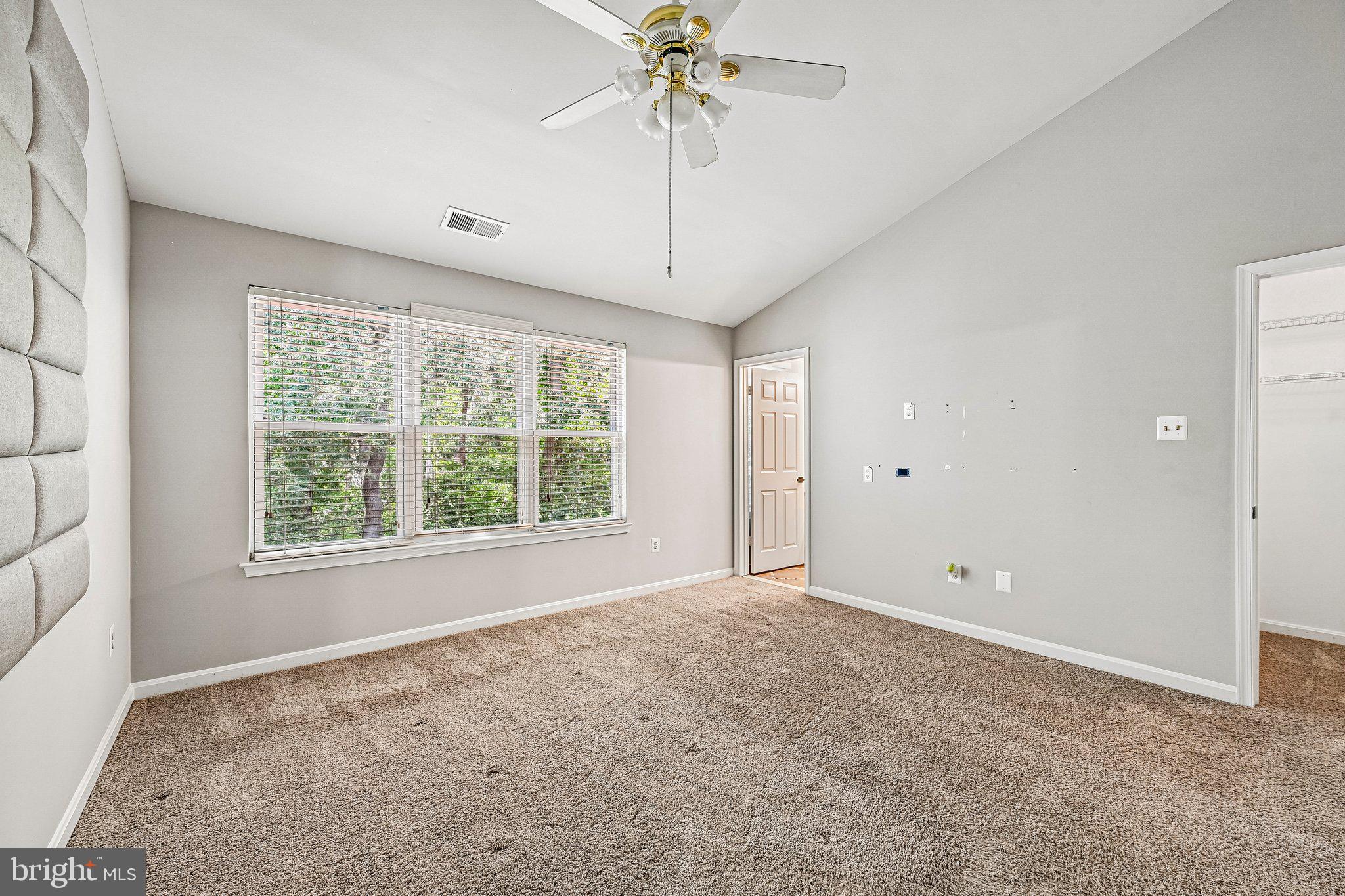 FOX CHASE - Residential