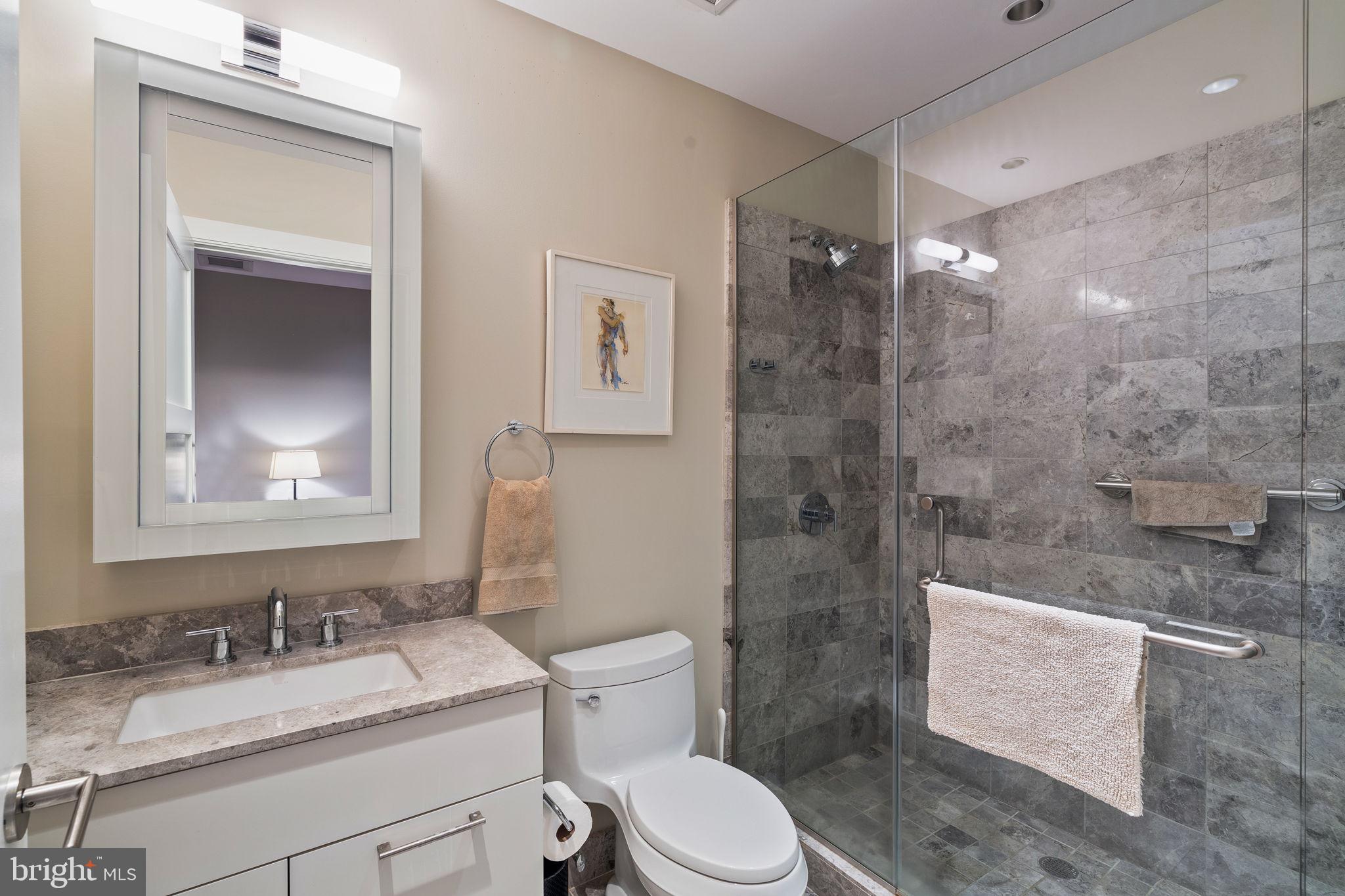 CENTER CITY - Residential