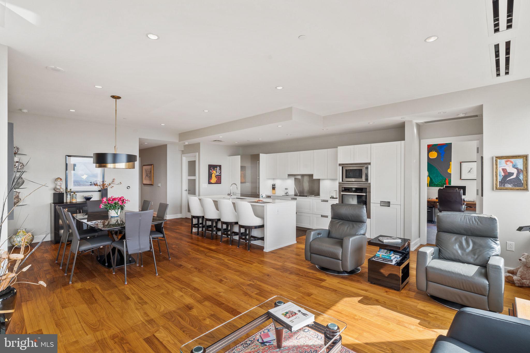 Enjoy sweeping panoramic skyline views from this magnificent three bedroom, three and a half bath residence in the sky. Perfectly situated in the coveted Rittenhouse Square/Avenue of the Arts area, this pet-friendly residence is steps away from fine dining, exclusive shopping, world-renowned cultural destinations, and vibrant nightlife.