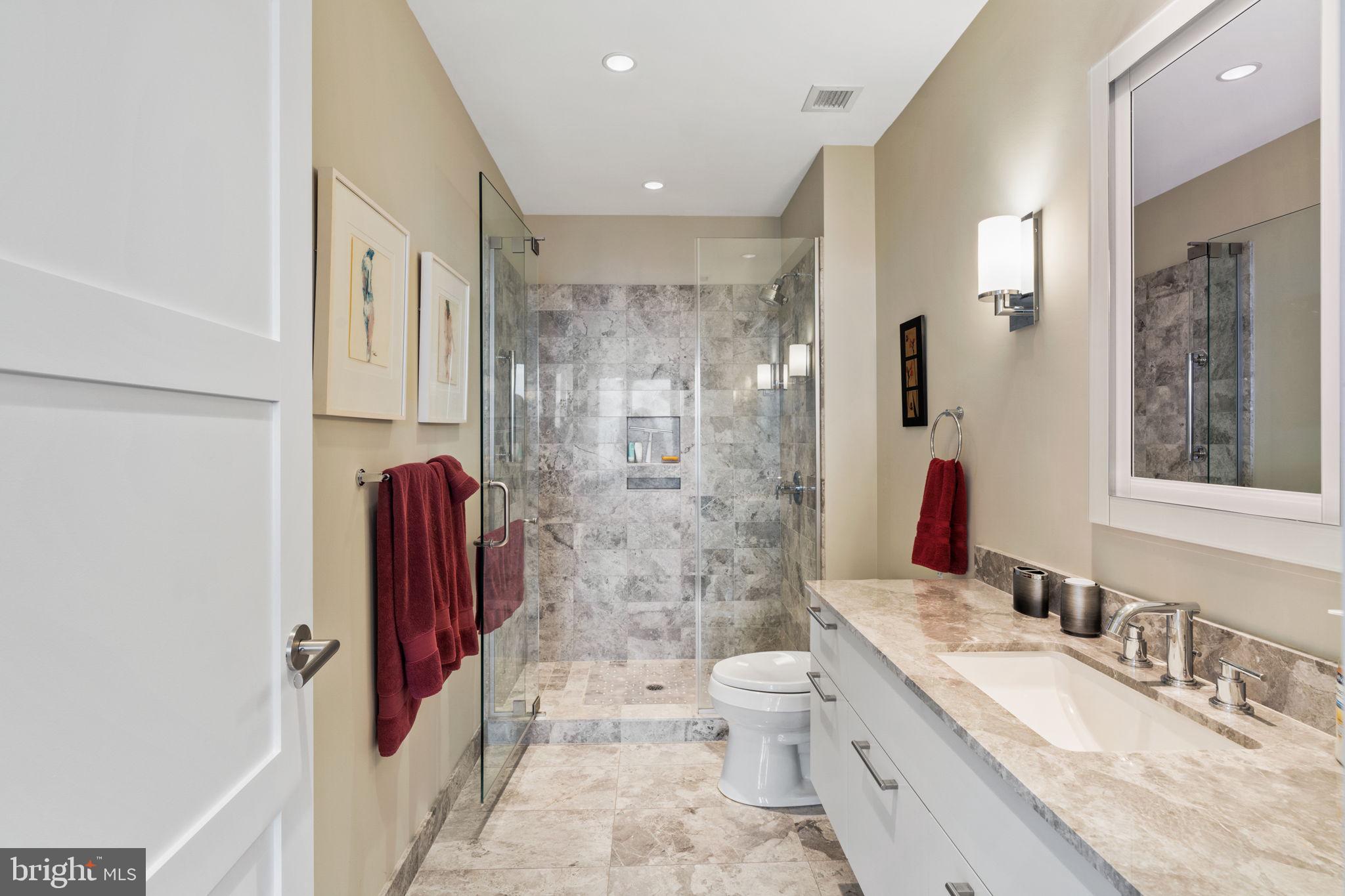 CENTER CITY - Residential
