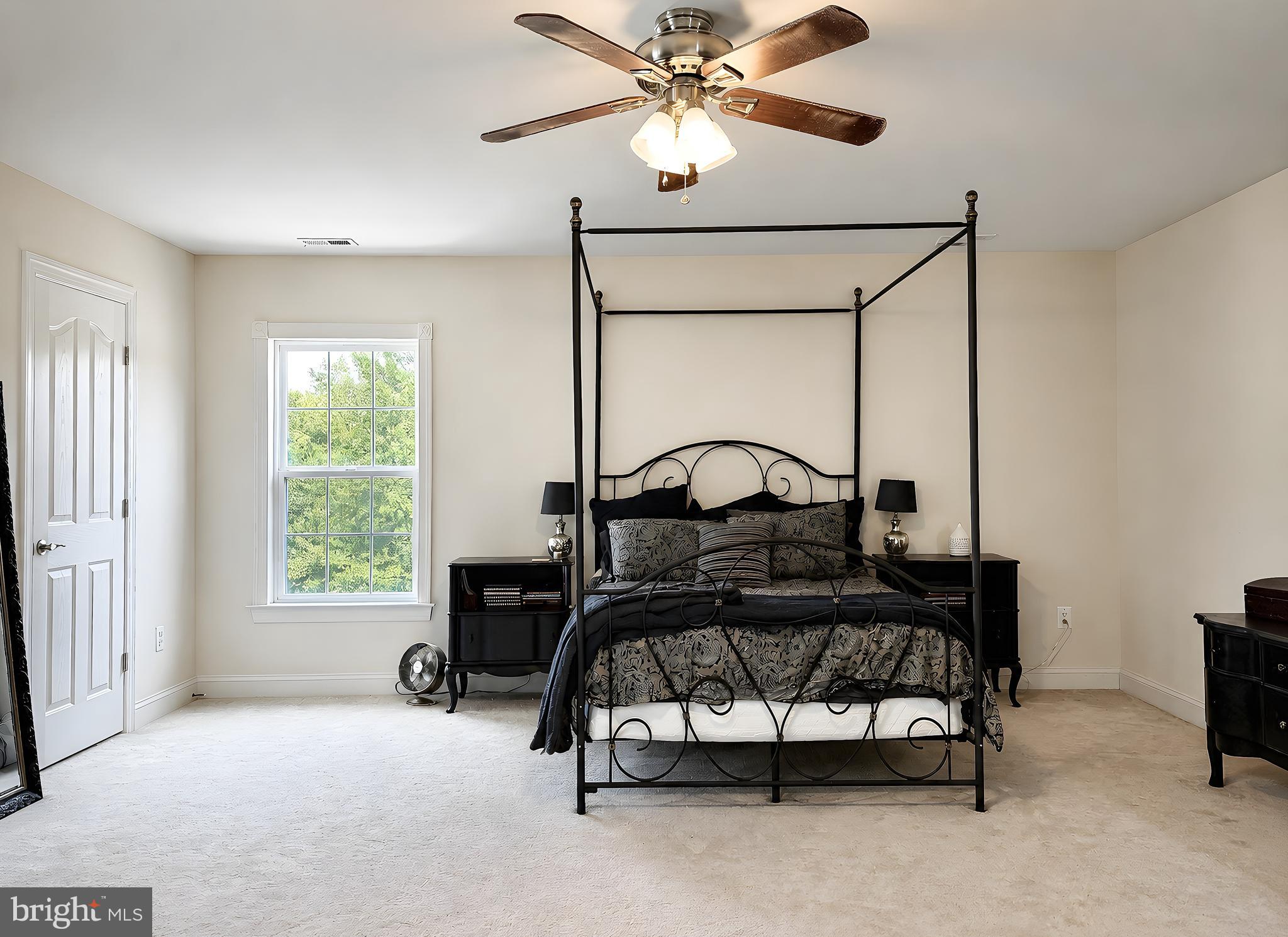 LEONARDS GRANT - Residential